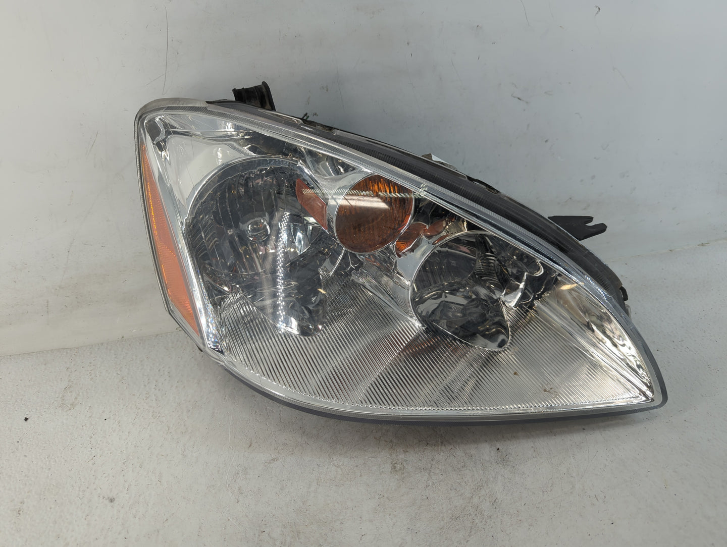 2002-2004 Nissan Altima Passenger Right Oem Head Light Headlight Lamp - Oemusedautoparts1.com