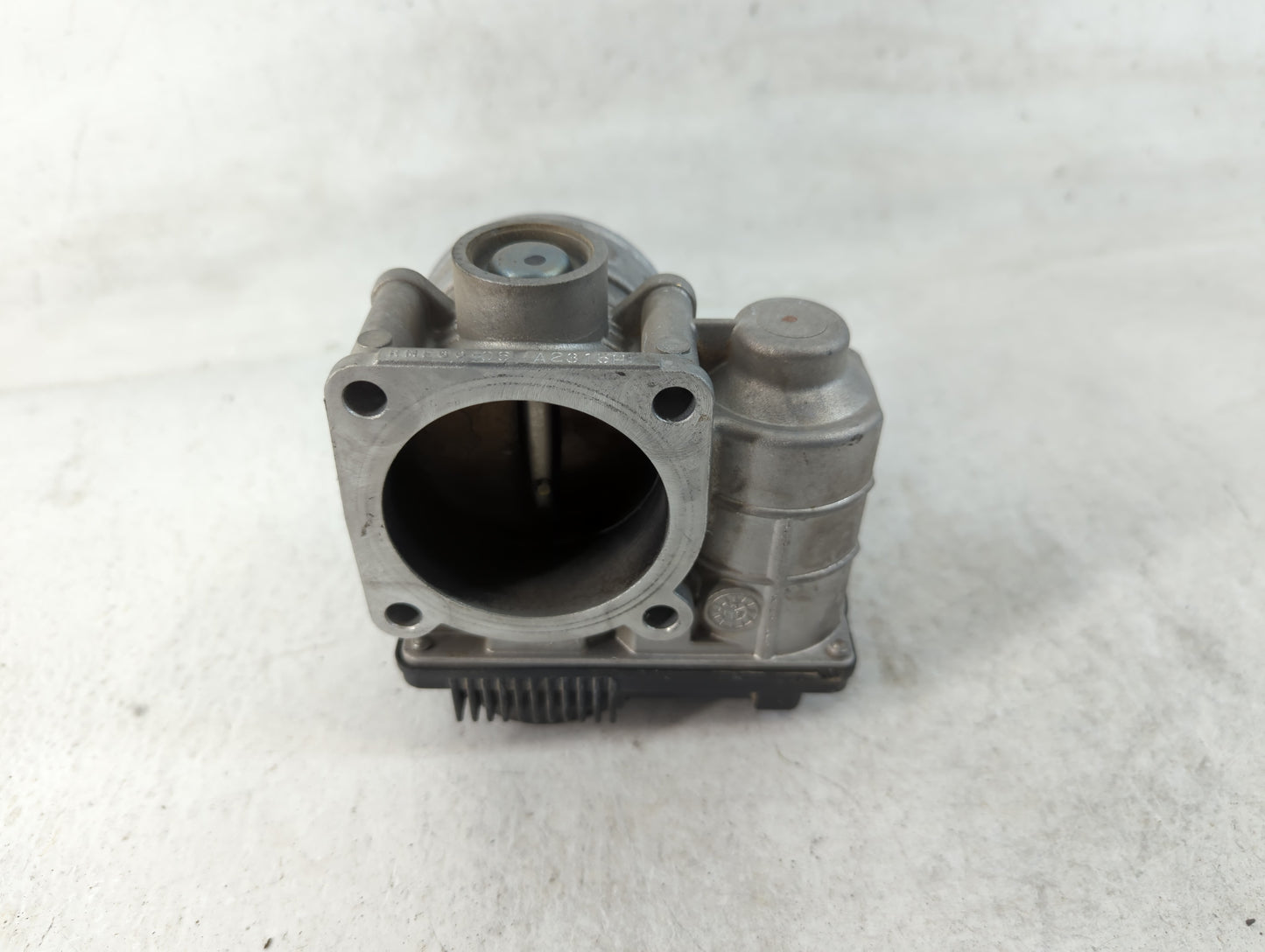 2002-2006 Nissan Altima Throttle Body P/N:A2315H RME60-06 Fits Fits 2002 2003 2004 2005 2006 OEM Used Auto Parts - Oemusedau