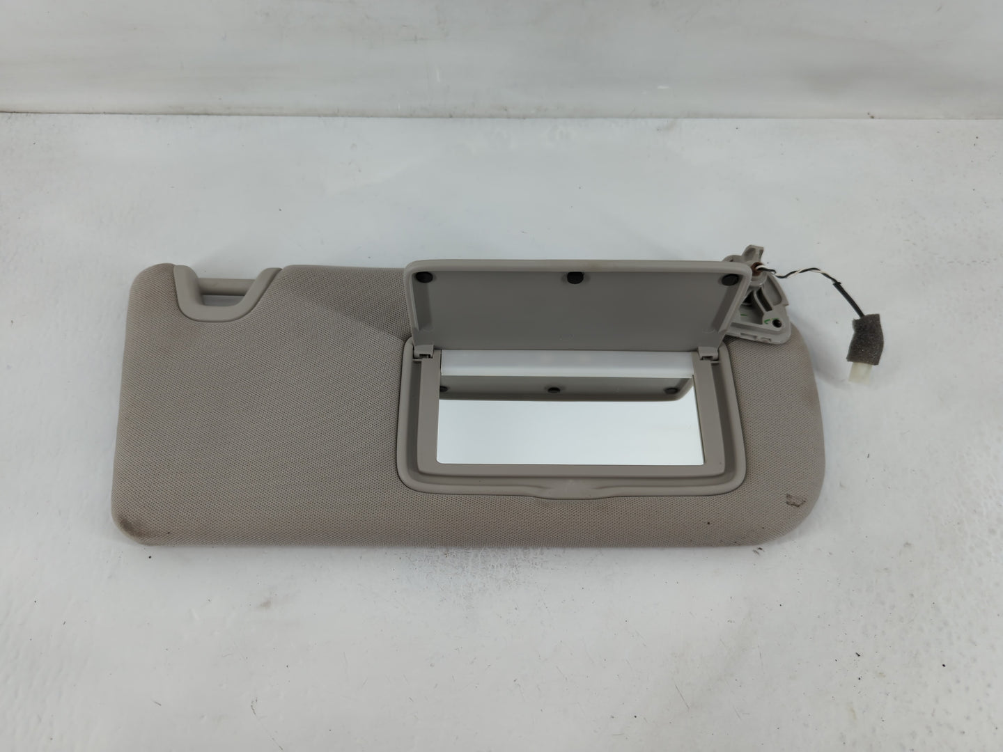 2021-2022 Nissan Altima Sun Visor Shade Replacement Passenger Right Mirror Fits Fits 2021 2022 OEM Used Auto Parts - Oemused