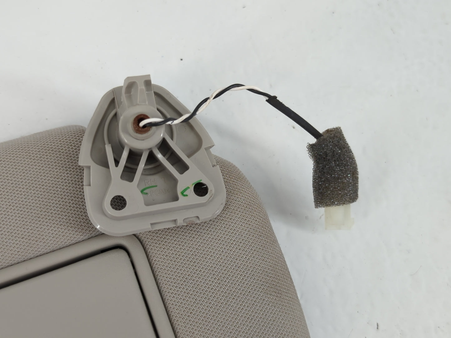 2021-2022 Nissan Altima Sun Visor Shade Replacement Passenger Right Mirror Fits Fits 2021 2022 OEM Used Auto Parts - Oemused