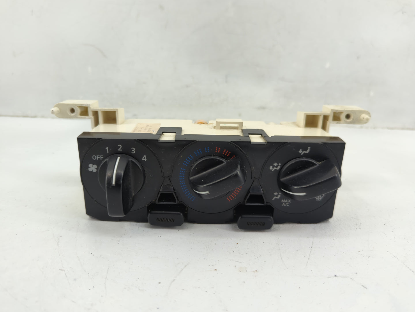 2002 Nissan Altima Climate Control Module Temperature AC/Heater Replacement Fits OEM Used Auto Parts - Oemusedautoparts1.com
