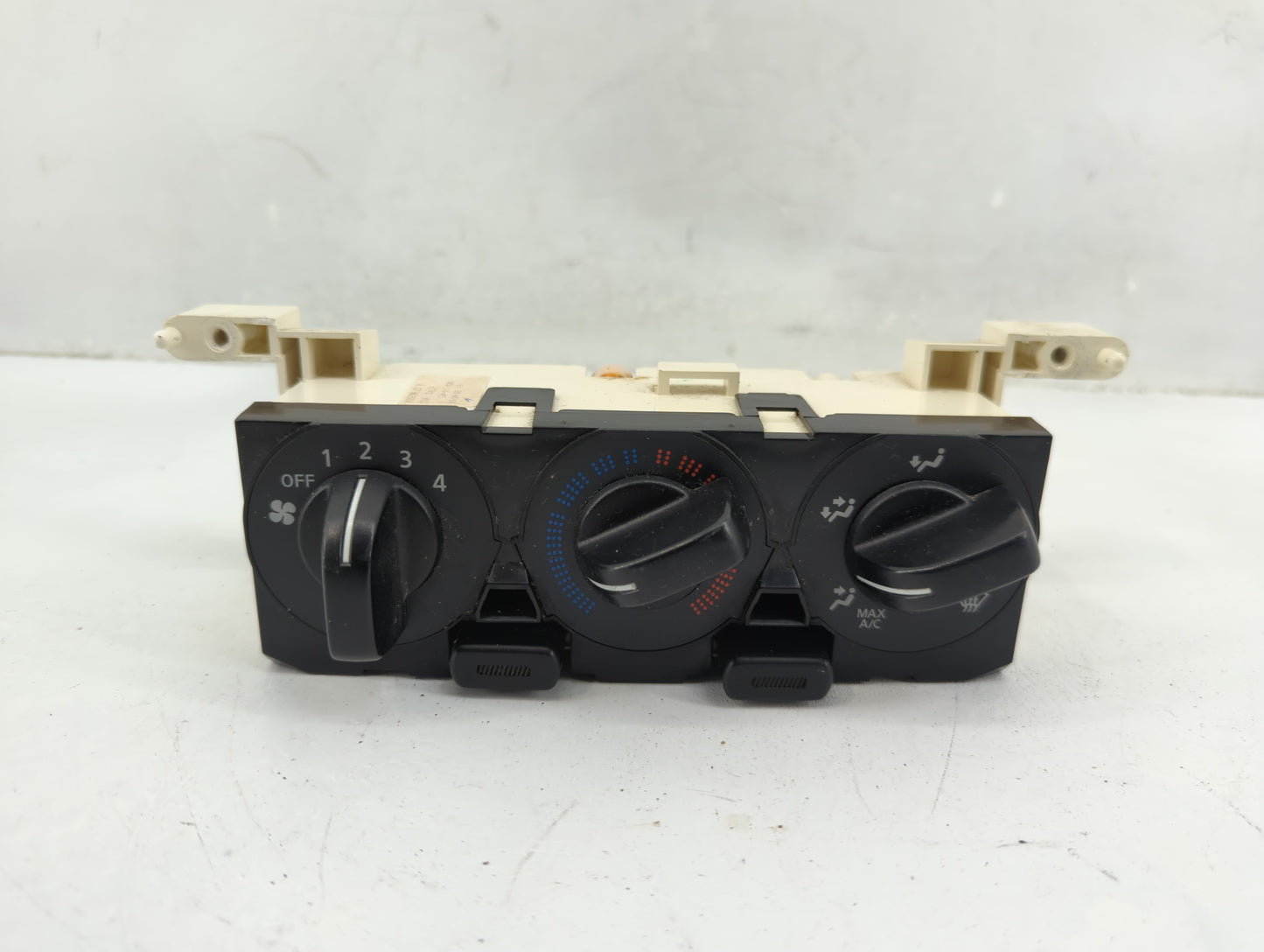 2002 Nissan Altima Climate Control Module Temperature AC/Heater Replacement Fits OEM Used Auto Parts - Oemusedautoparts1.com