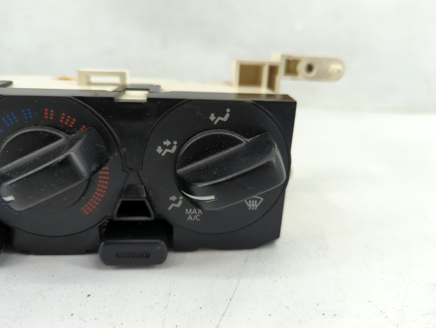 2002 Nissan Altima Climate Control Module Temperature AC/Heater Replacement Fits OEM Used Auto Parts - Oemusedautoparts1.com