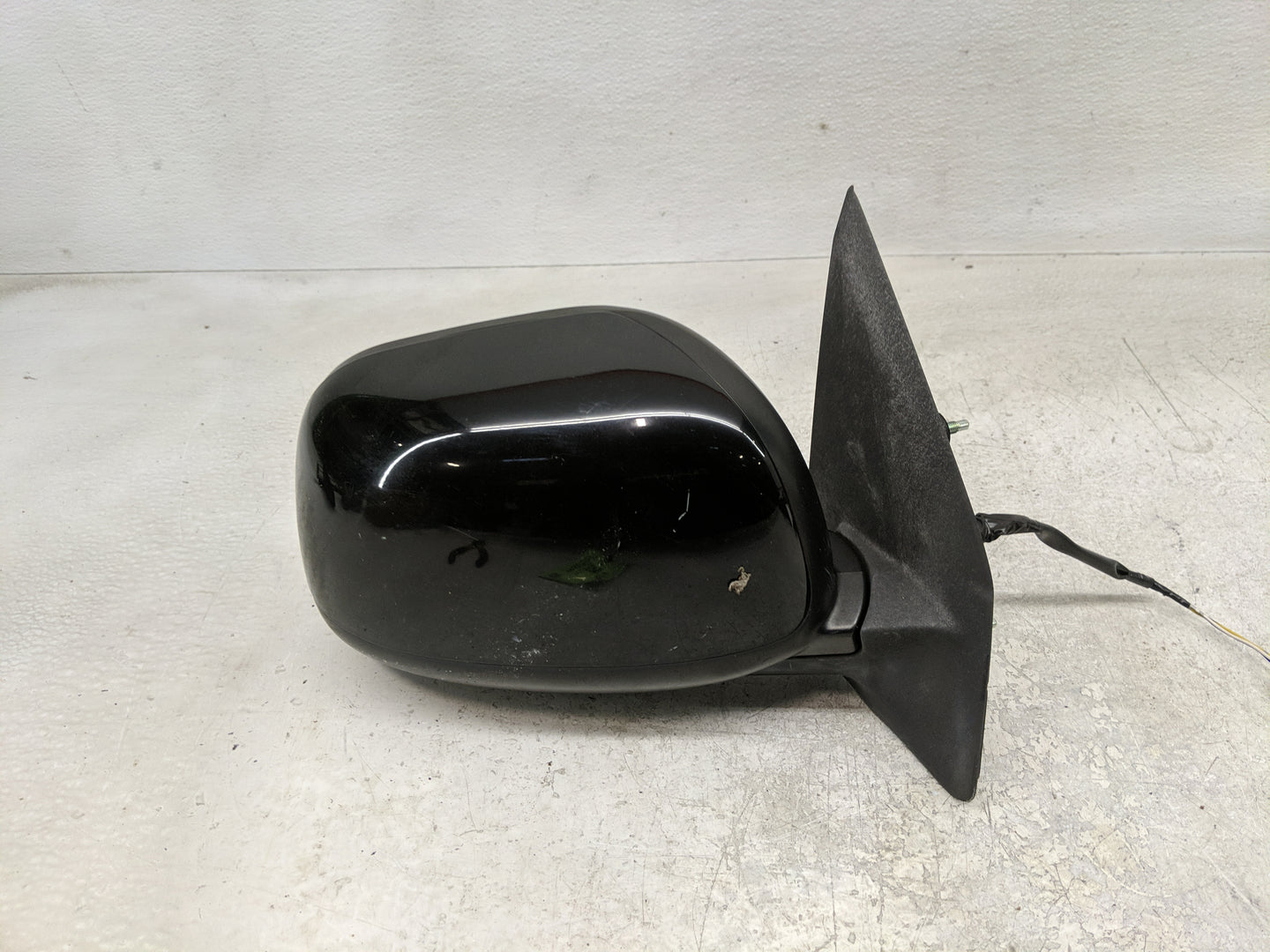 2002-2003 Nissan Altima Passenger Right Side View Manual Door Mirror - Oemusedautoparts1.com