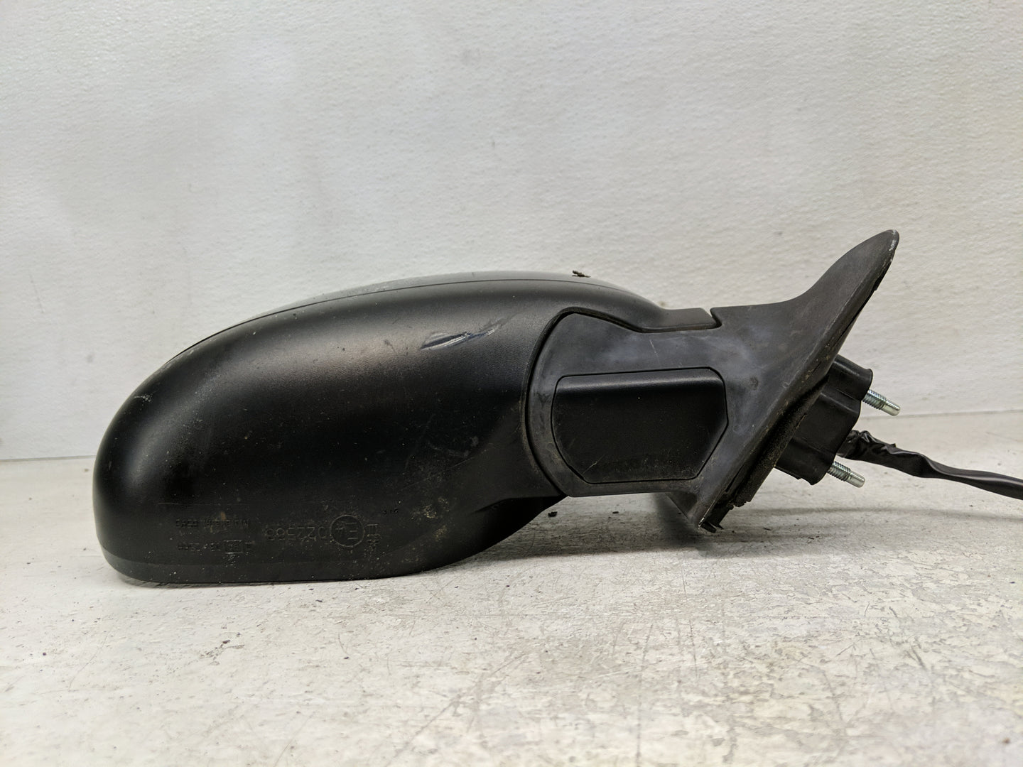 2002-2003 Nissan Altima Passenger Right Side View Manual Door Mirror - Oemusedautoparts1.com