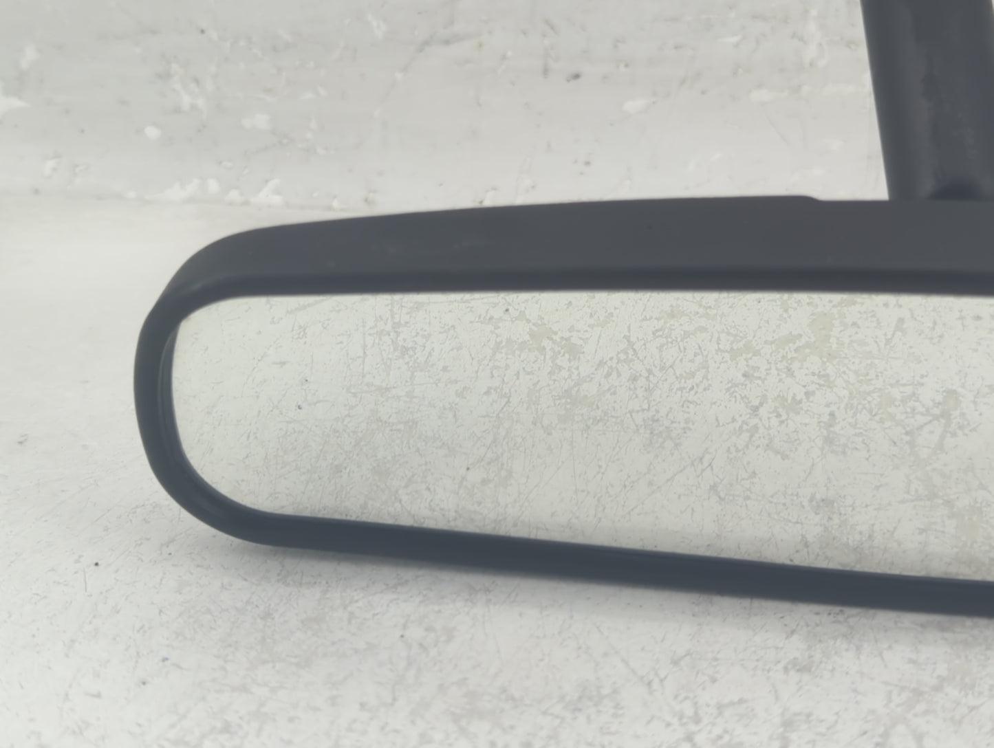 2002 Nissan Frontier Interior Rear View Mirror Replacement OEM P/N:E8011681 Fits OEM Used Auto Parts - Oemusedautoparts1.com