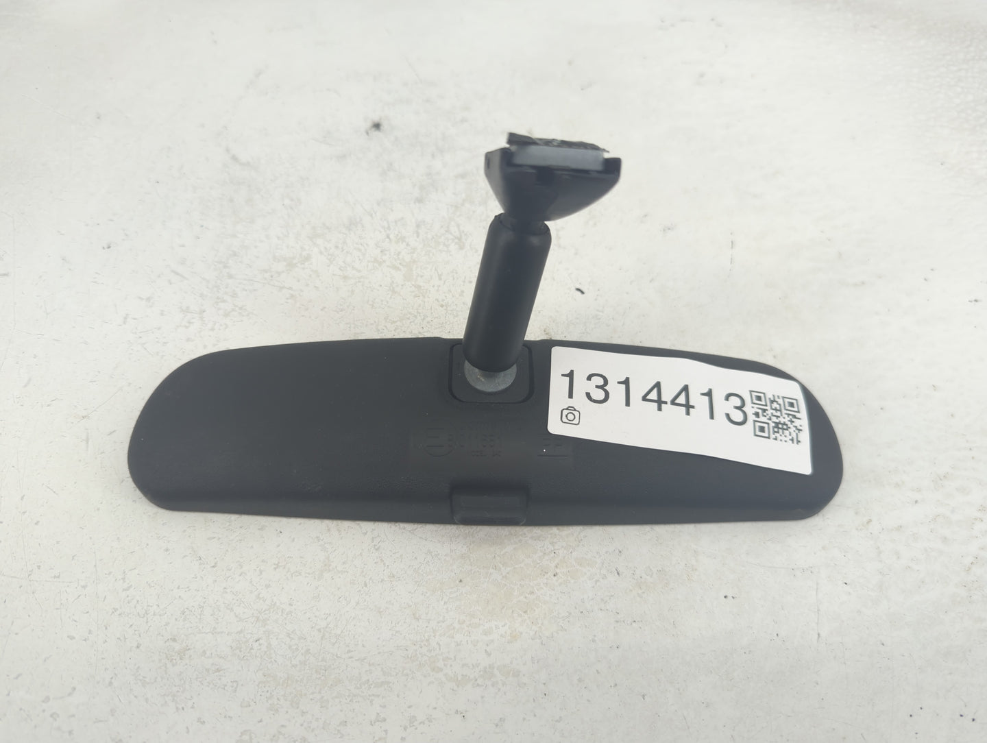 2002 Nissan Frontier Interior Rear View Mirror Replacement OEM P/N:E8011681 Fits OEM Used Auto Parts - Oemusedautoparts1.com