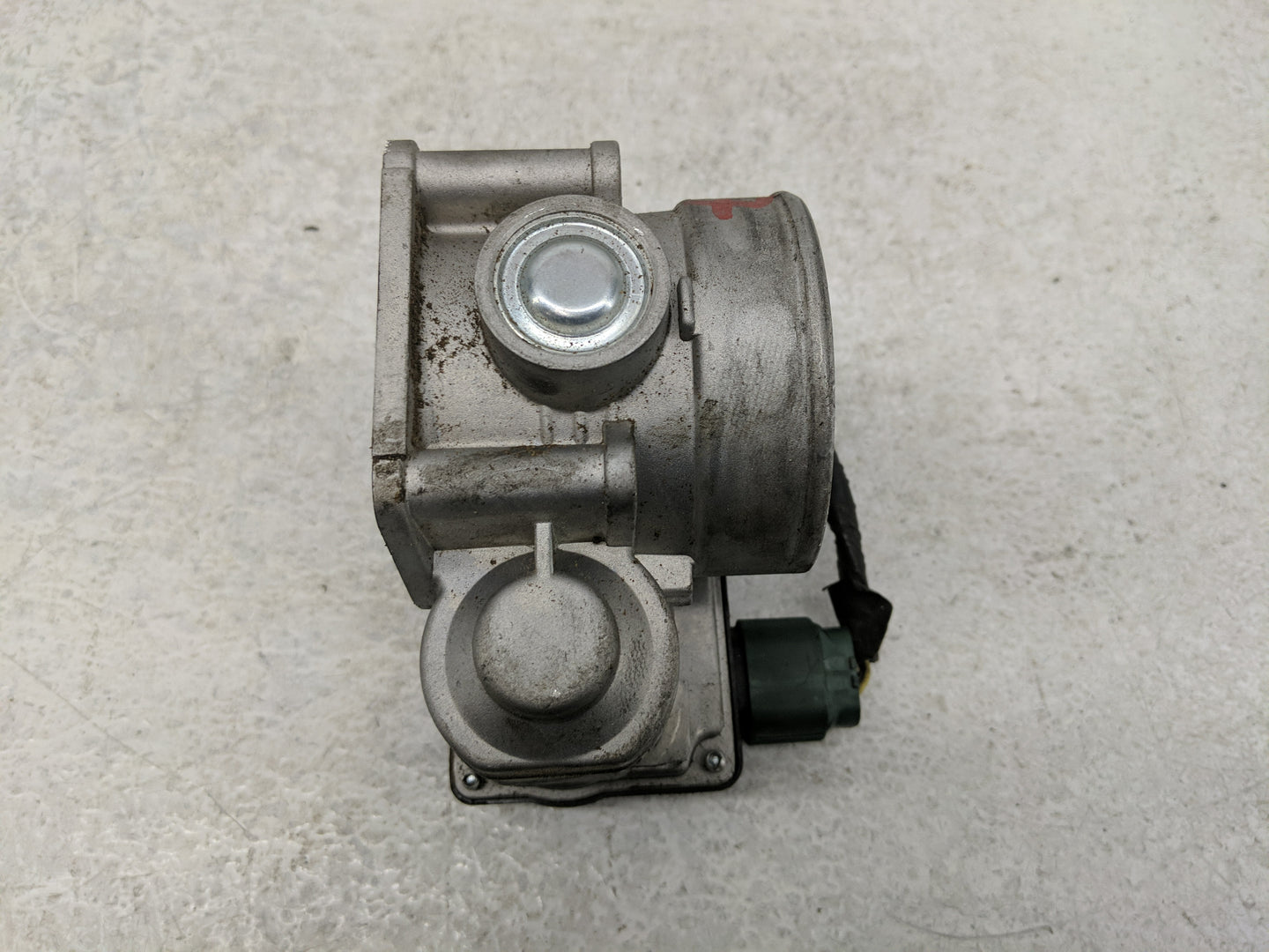 2002 Nissan Maxima Throttle Body Fits OEM Used Auto Parts - Oemusedautoparts1.com