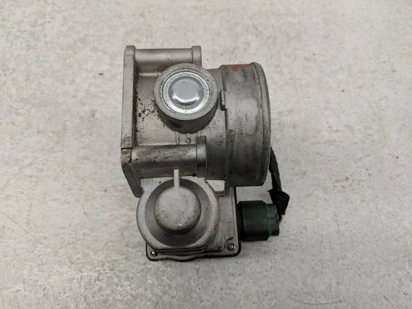 2002 Nissan Maxima Throttle Body Fits OEM Used Auto Parts - Oemusedautoparts1.com