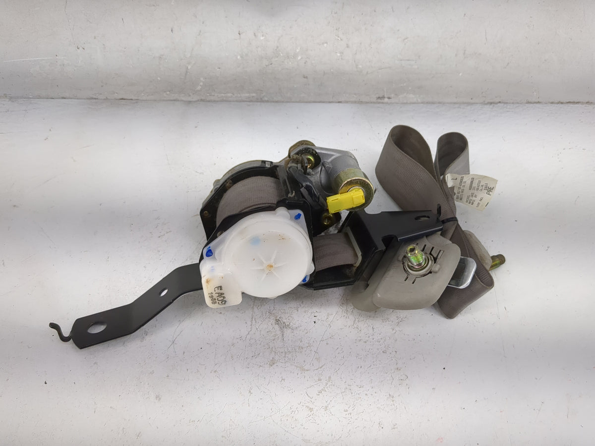 2002-2002 Nissan Maxima Driver Front Seatbelt Retractor Tan - Oemusedautoparts1.com