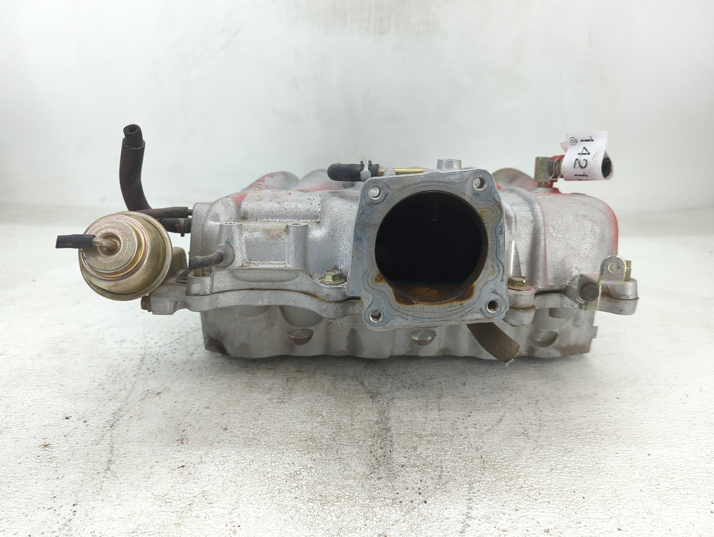 2001-2004 Nissan Pathfinder Air Intake Manifold Fits Fits 2001 2002 2003 2004 OEM Used Auto Parts - Oemusedautoparts1.com