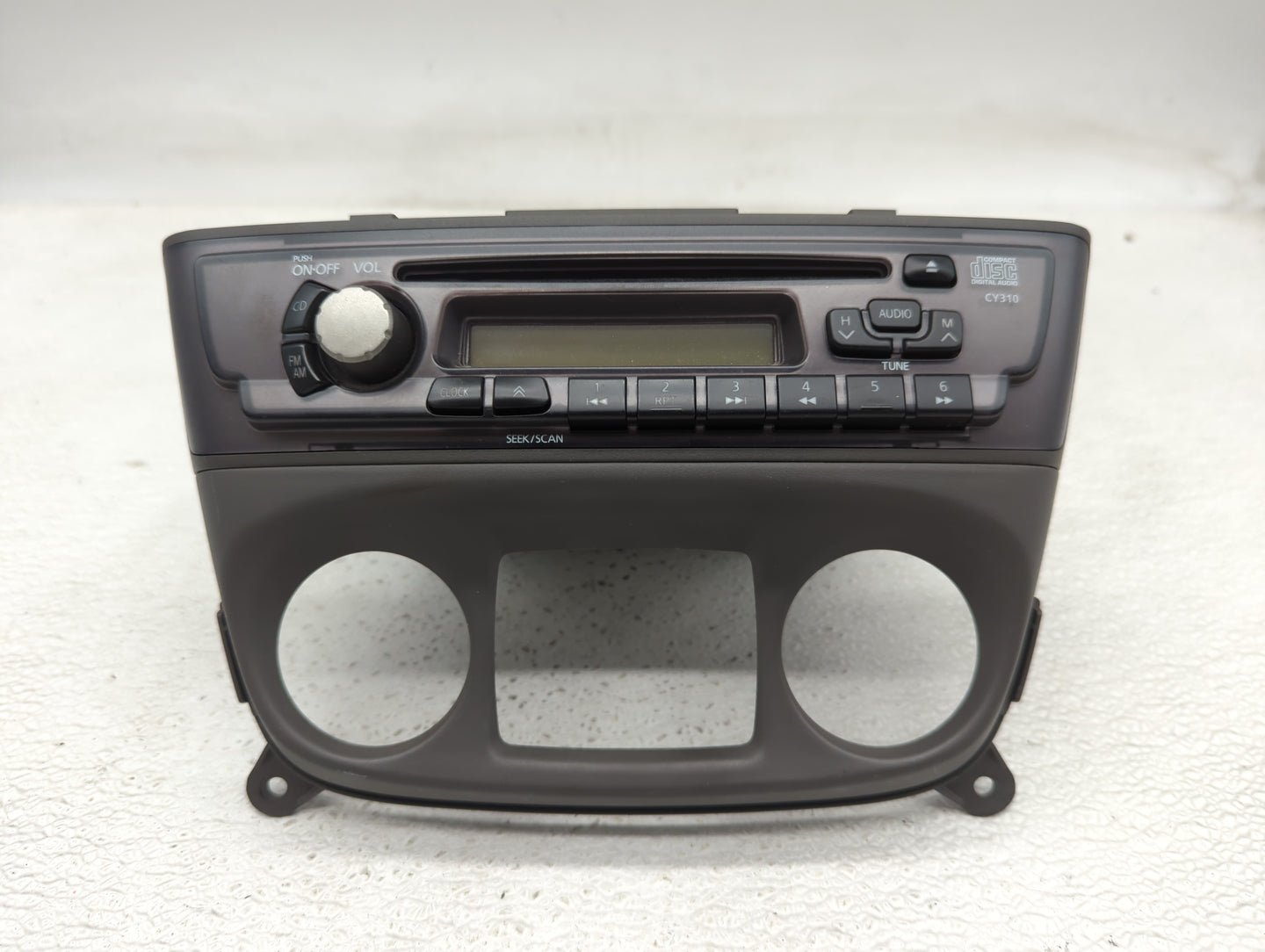 2000-2003 Nissan Sentra Radio AM FM Cd Player Receiver Replacement P/N:28185 4Z520 Fits Fits 2000 2001 2002 2003 OEM Used Au
