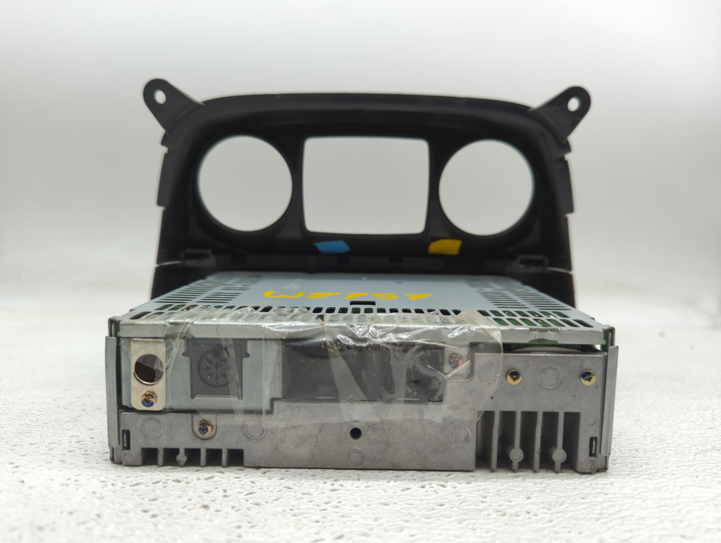 2000-2003 Nissan Sentra Radio AM FM Cd Player Receiver Replacement P/N:28185 4Z520 Fits Fits 2000 2001 2002 2003 OEM Used Au
