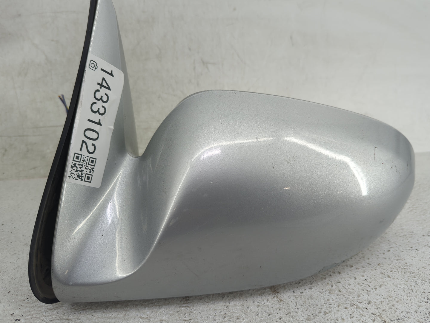 2002 Nissan Sentra Passenger Side View Mirror - Right Door Mirror OEM Used - Oemusedautoparts1.com