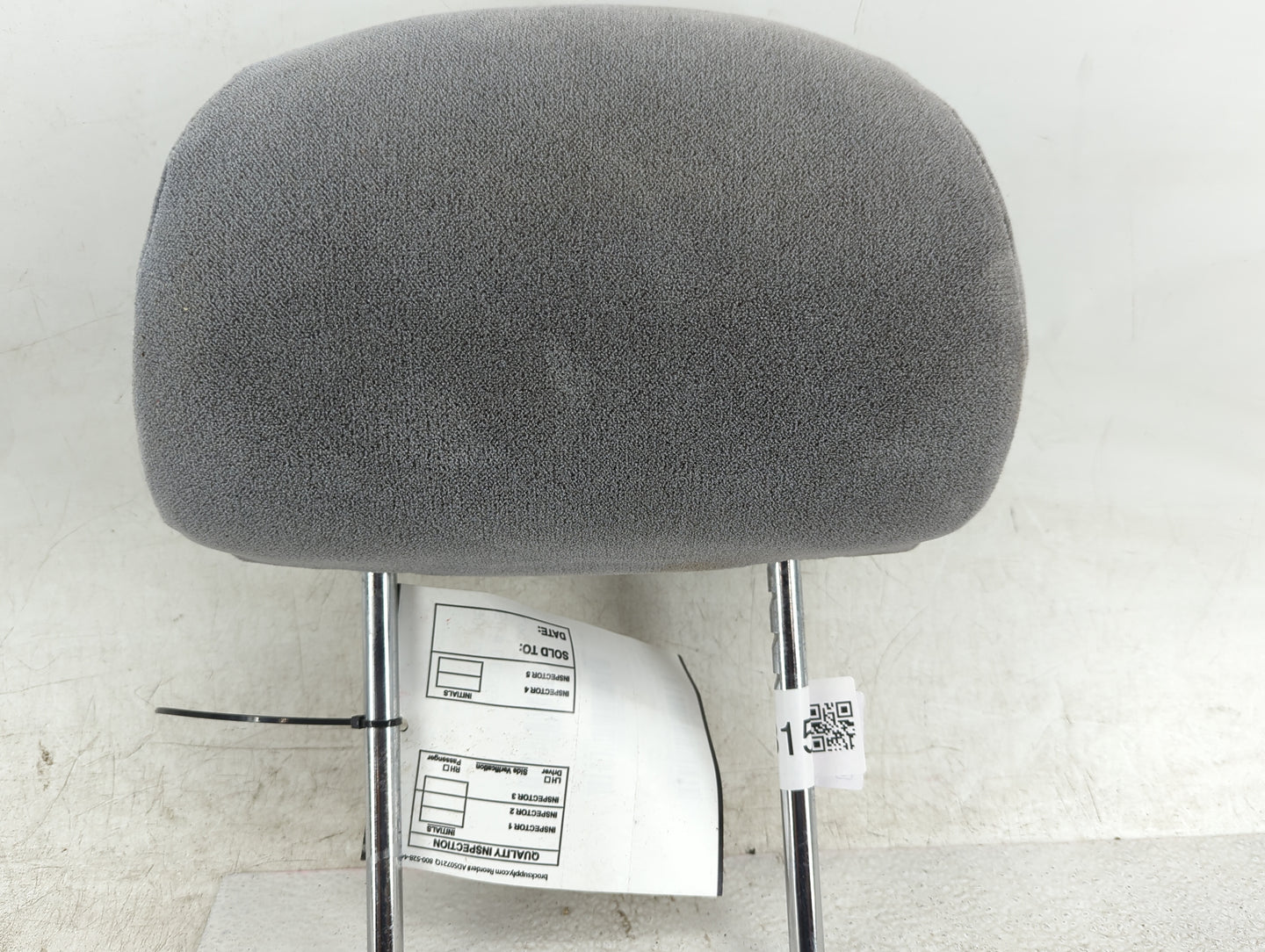 2002 Nissan Sentra Headrest Head Rest Rear Seat Fits OEM Used Auto Parts - Oemusedautoparts1.com