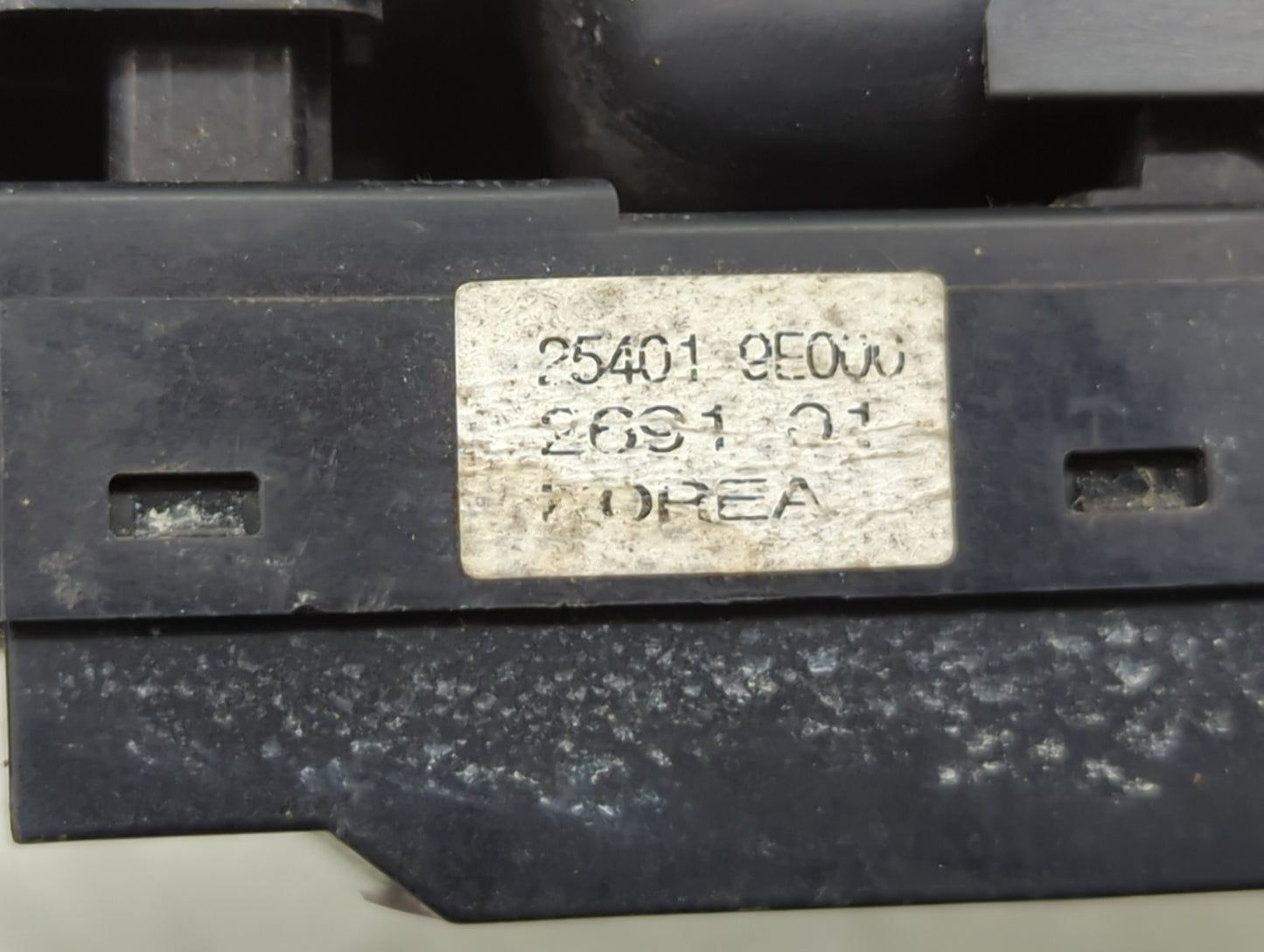 2000-2004 Nissan Xterra Master Power Window Switch Replacement Driver Side Left P/N:25401 9E000 Fits OEM Used Auto Parts - O