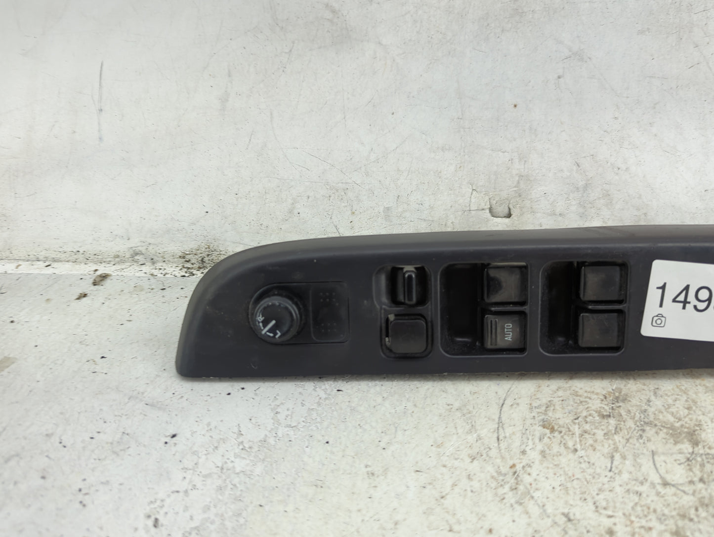 2000-2004 Nissan Xterra Master Power Window Switch Replacement Driver Side Left P/N:25401 9E000 Fits OEM Used Auto Parts - O