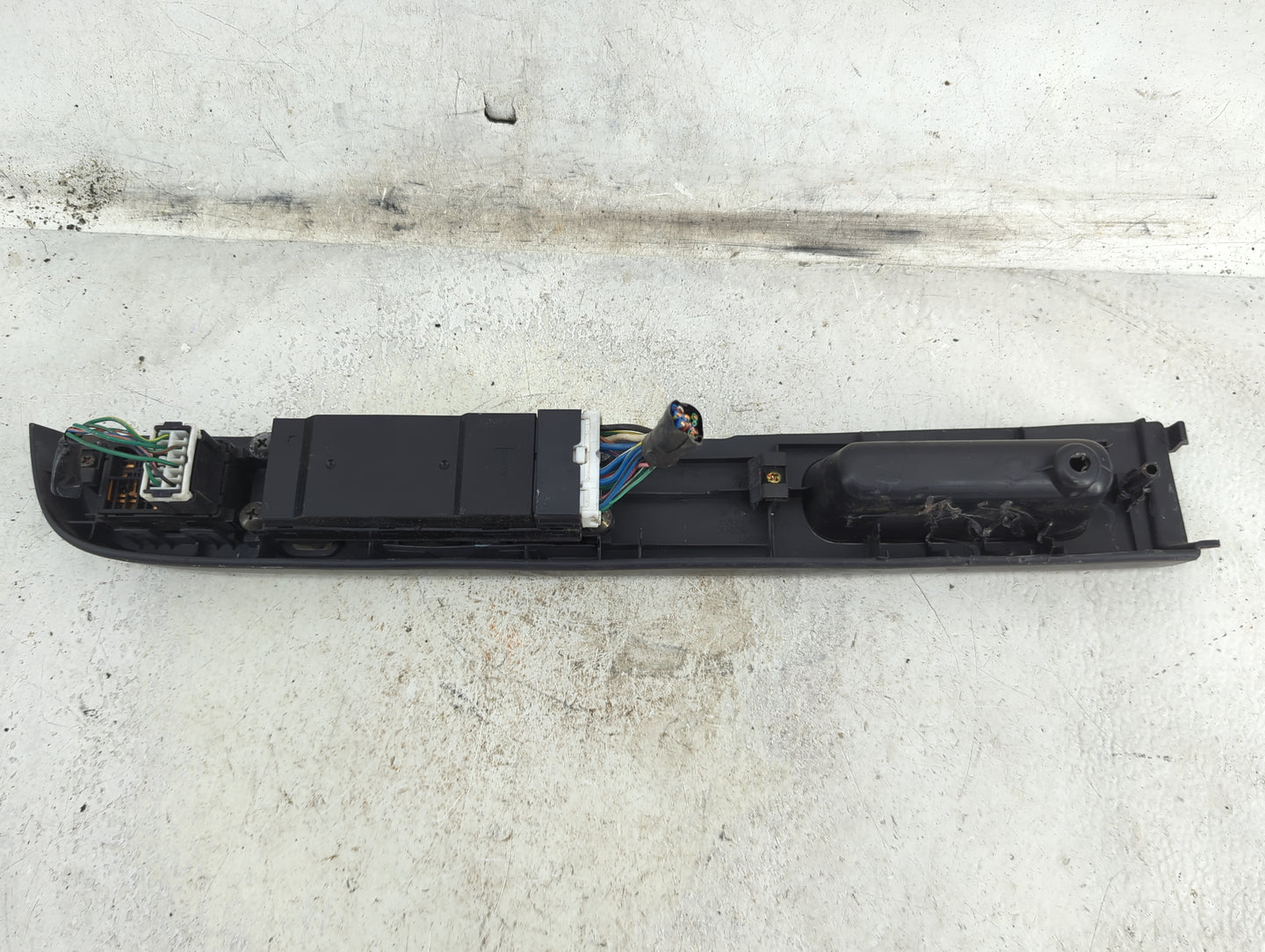 2000-2004 Nissan Xterra Master Power Window Switch Replacement Driver Side Left P/N:25401 9E000 Fits OEM Used Auto Parts - O
