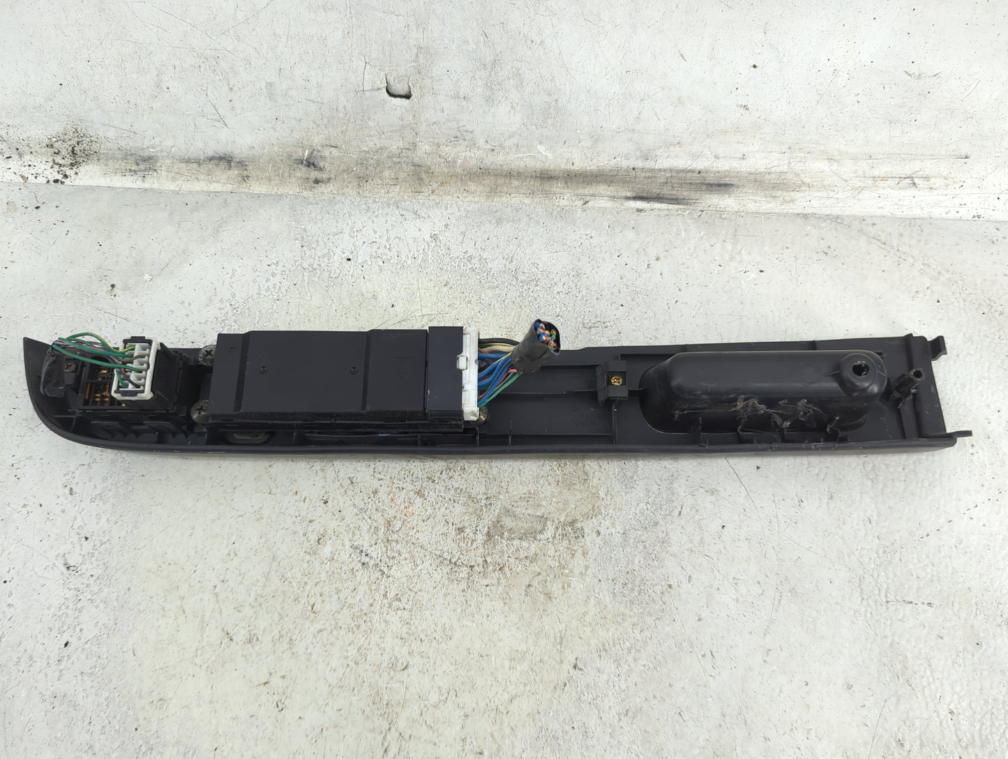 2000-2004 Nissan Xterra Master Power Window Switch Replacement Driver Side Left P/N:25401 9E000 Fits OEM Used Auto Parts - O