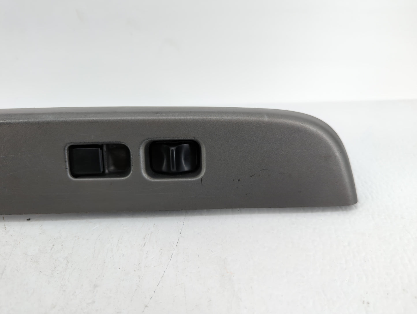 2002 Nissan Xterra Passenger Right Power Window Switch - Oemusedautoparts1.com
