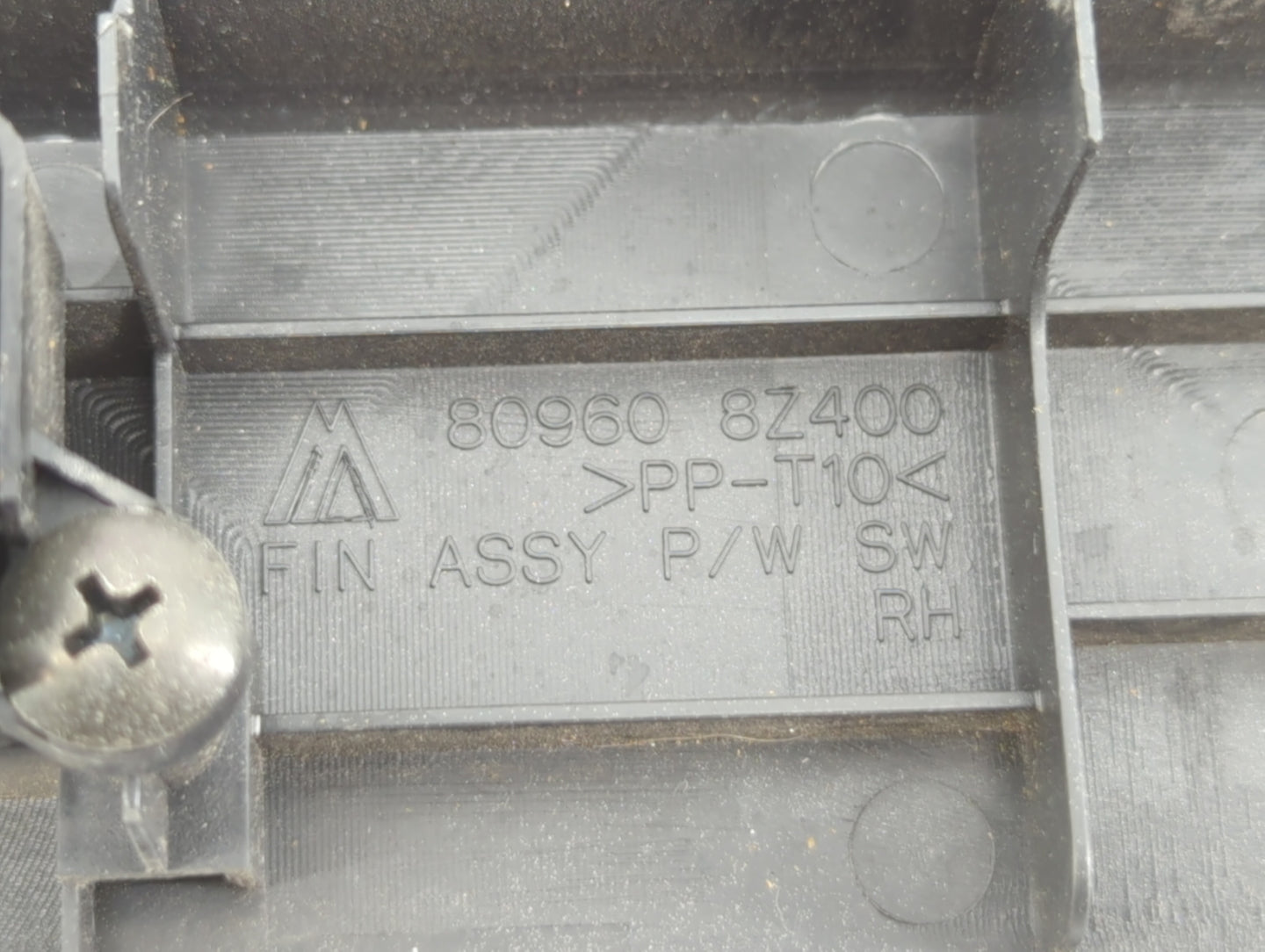 2002 Nissan Xterra Passenger Right Power Window Switch - Oemusedautoparts1.com