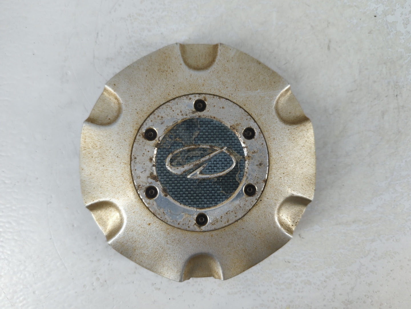 2002 Oldsmobile Bravada Rim Wheel Center Cap - Oemusedautoparts1.com