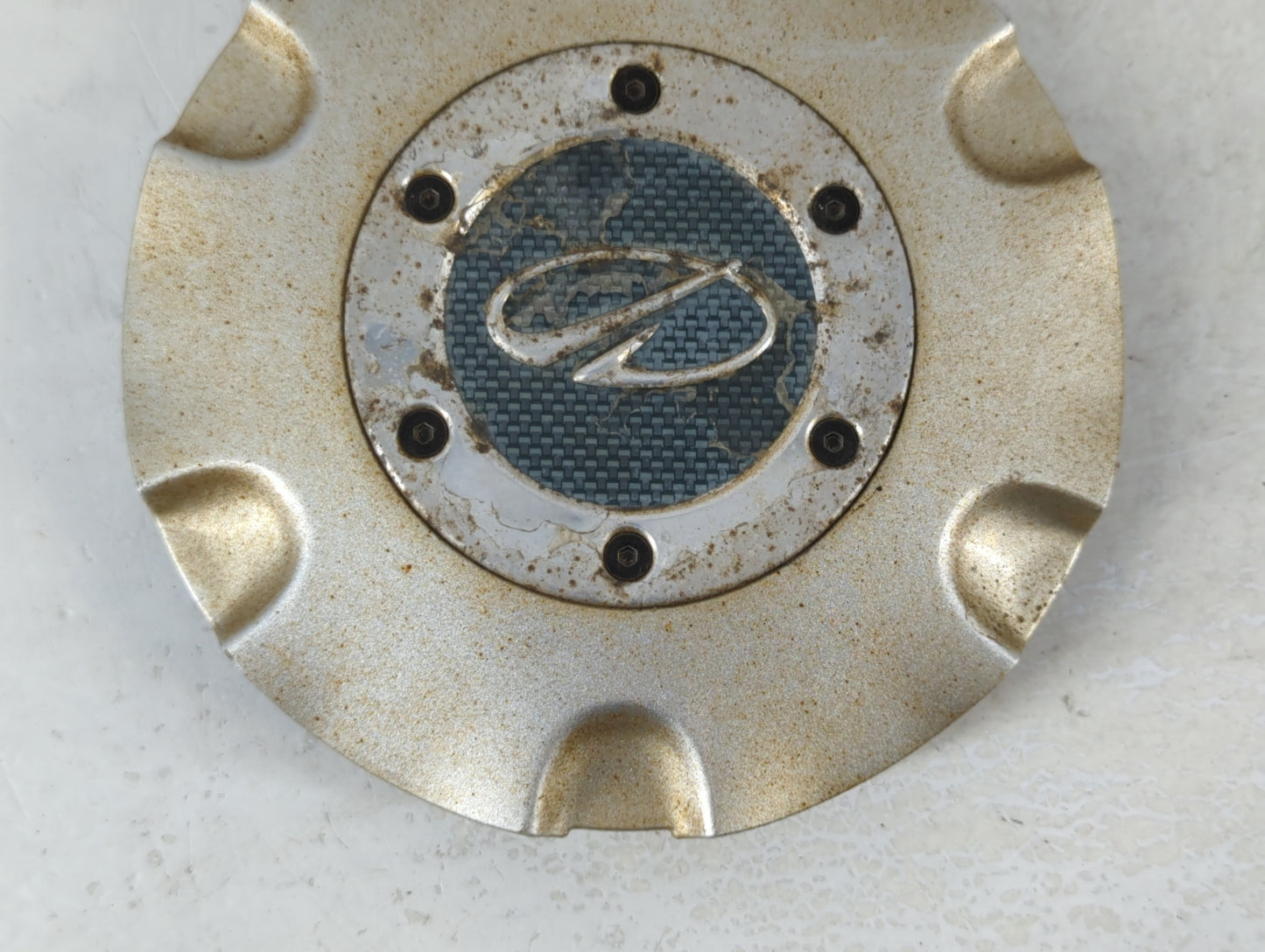2002 Oldsmobile Bravada Rim Wheel Center Cap - Oemusedautoparts1.com