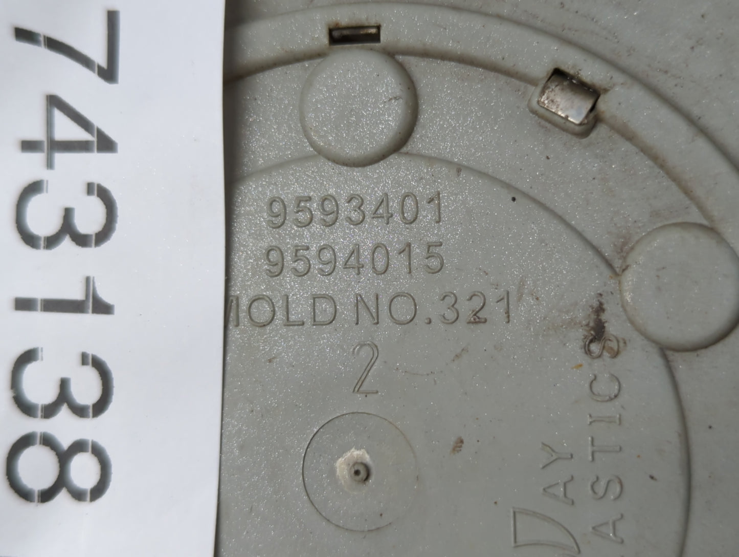 2002 Oldsmobile Bravada Rim Wheel Center Cap - Oemusedautoparts1.com