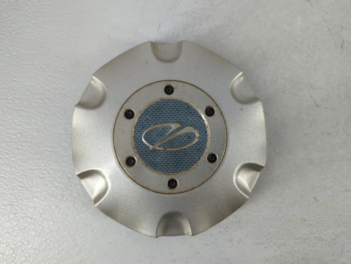 2002 Oldsmobile Bravada Rim Wheel Center Cap - Oemusedautoparts1.com