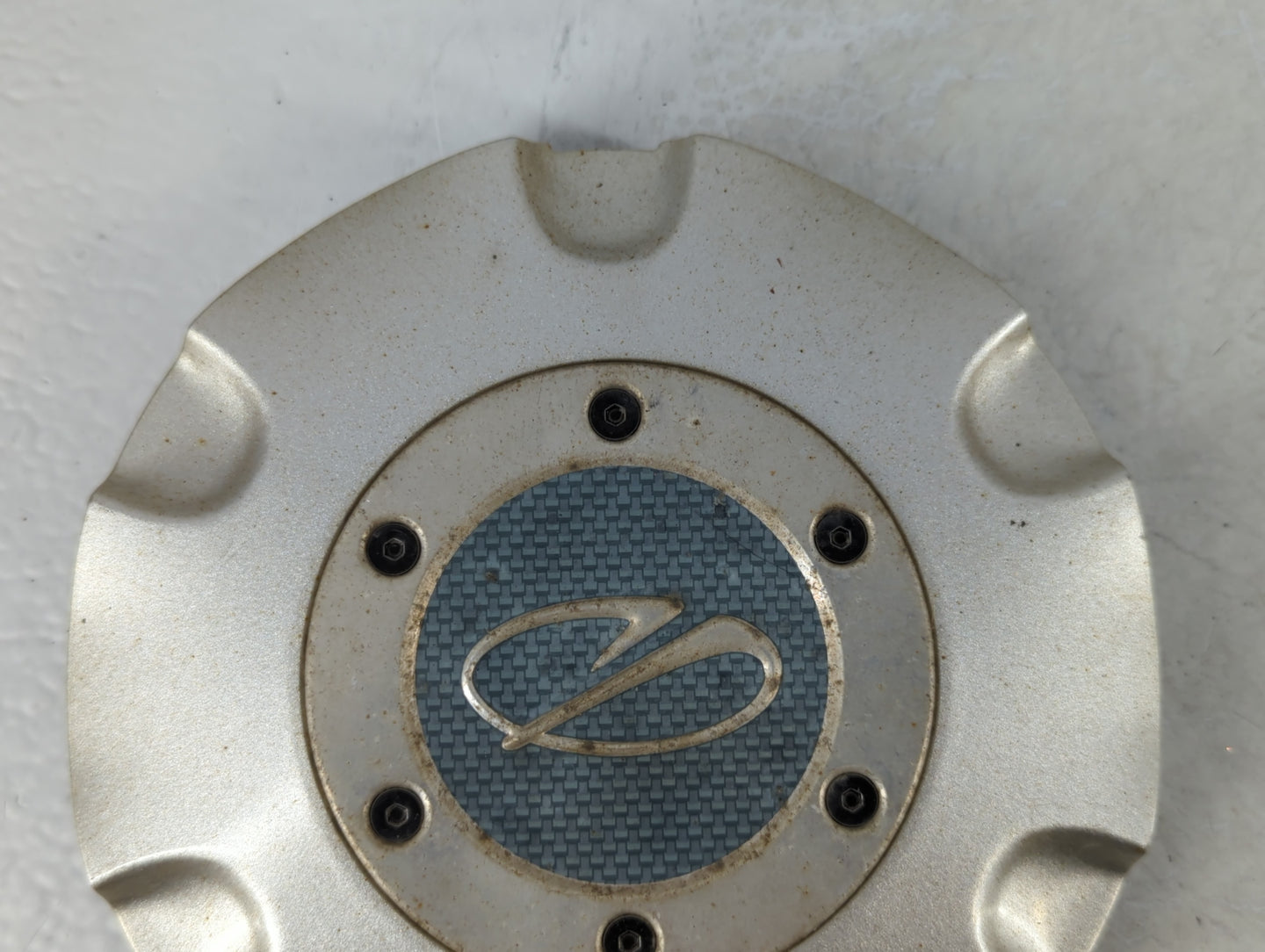 2002 Oldsmobile Bravada Rim Wheel Center Cap - Oemusedautoparts1.com