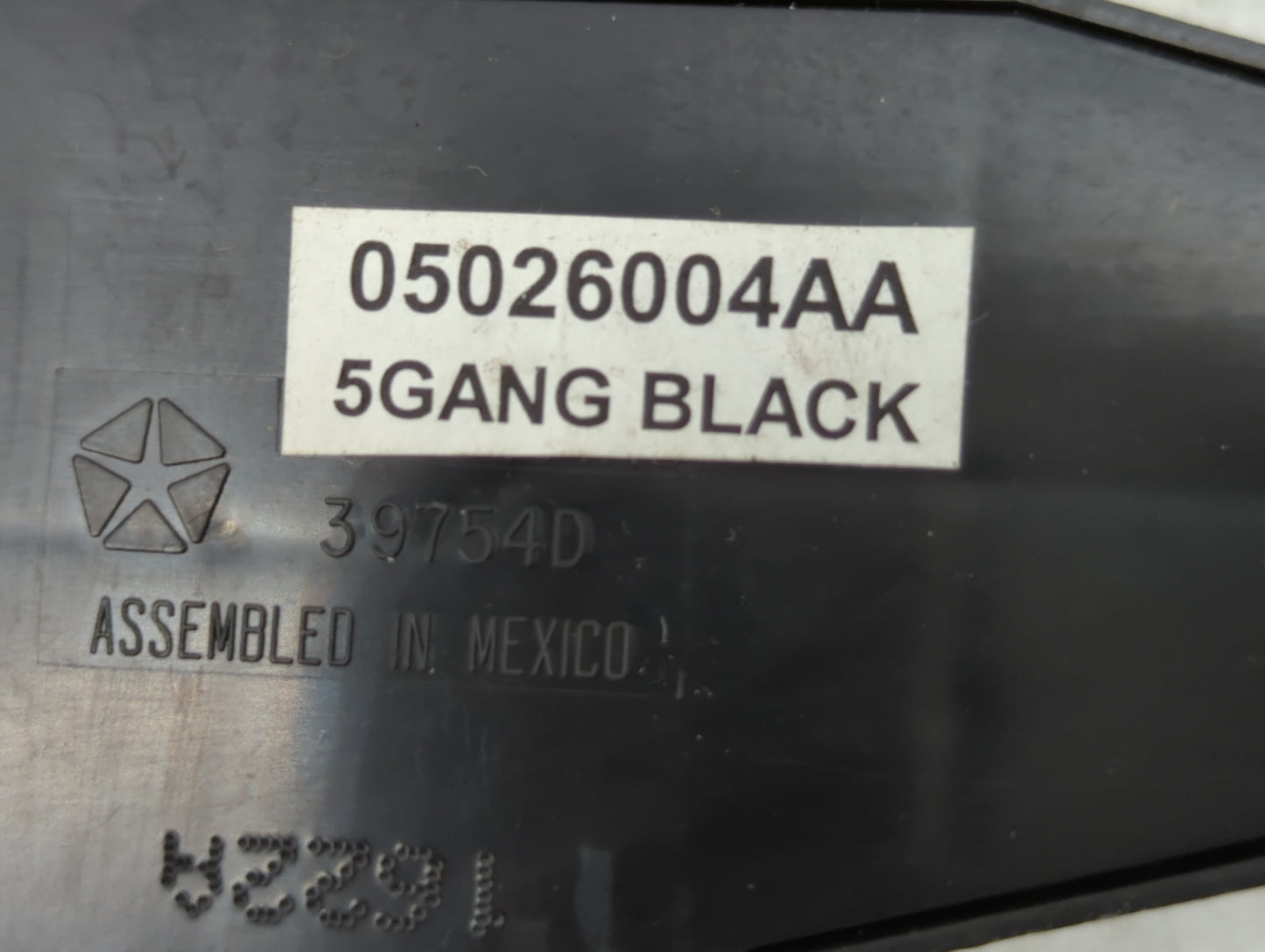 2002 Plymouth Concord Master Power Window Switch Replacement Driver Side Left P/N:05026004AA 04602464AA Fits Fits 2001 2003 