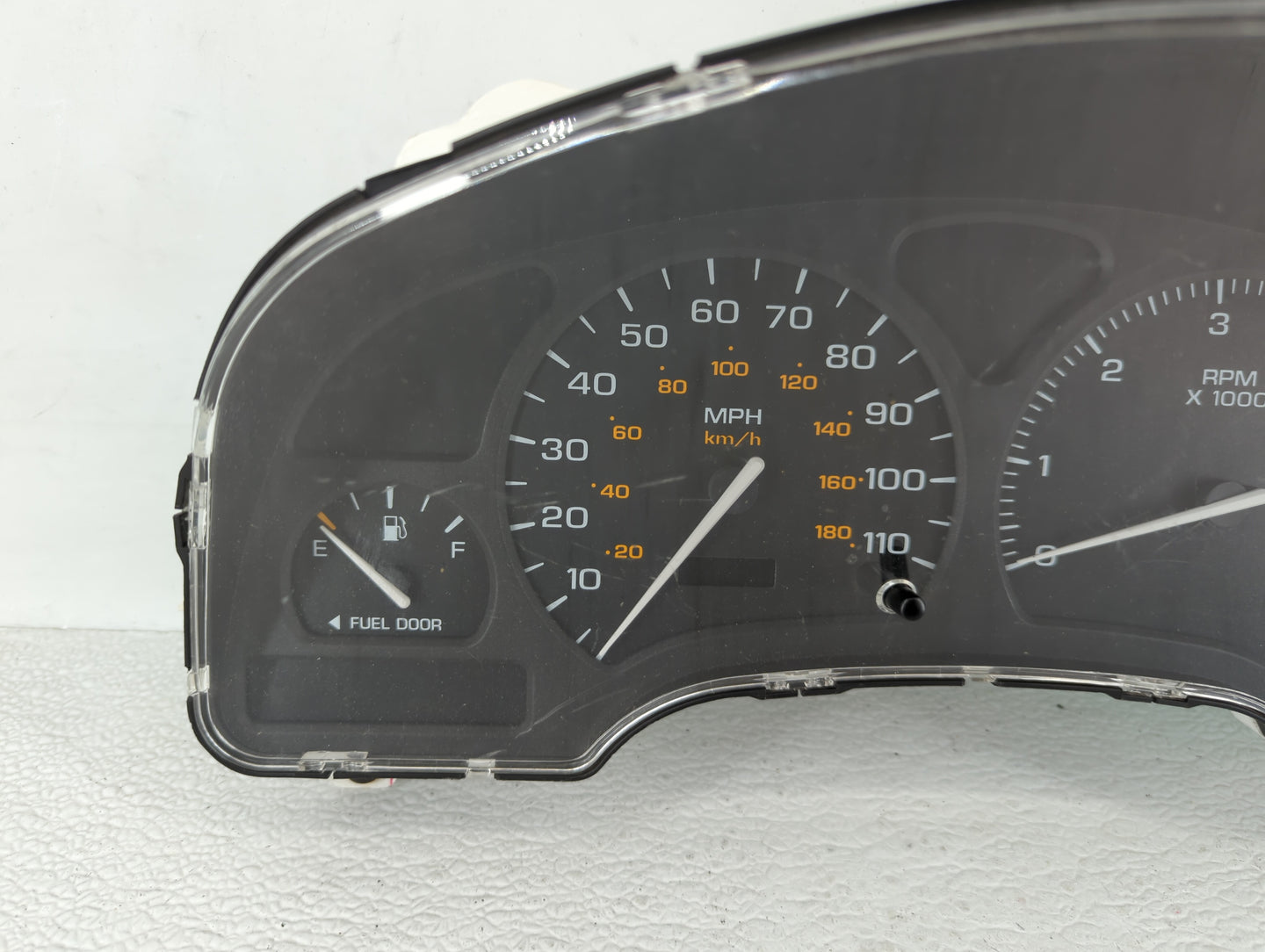 2002 Plymouth Satellite Instrument Cluster Speedometer Gauges P/N:21025355 Fits OEM Used Auto Parts - Oemusedautoparts1.com