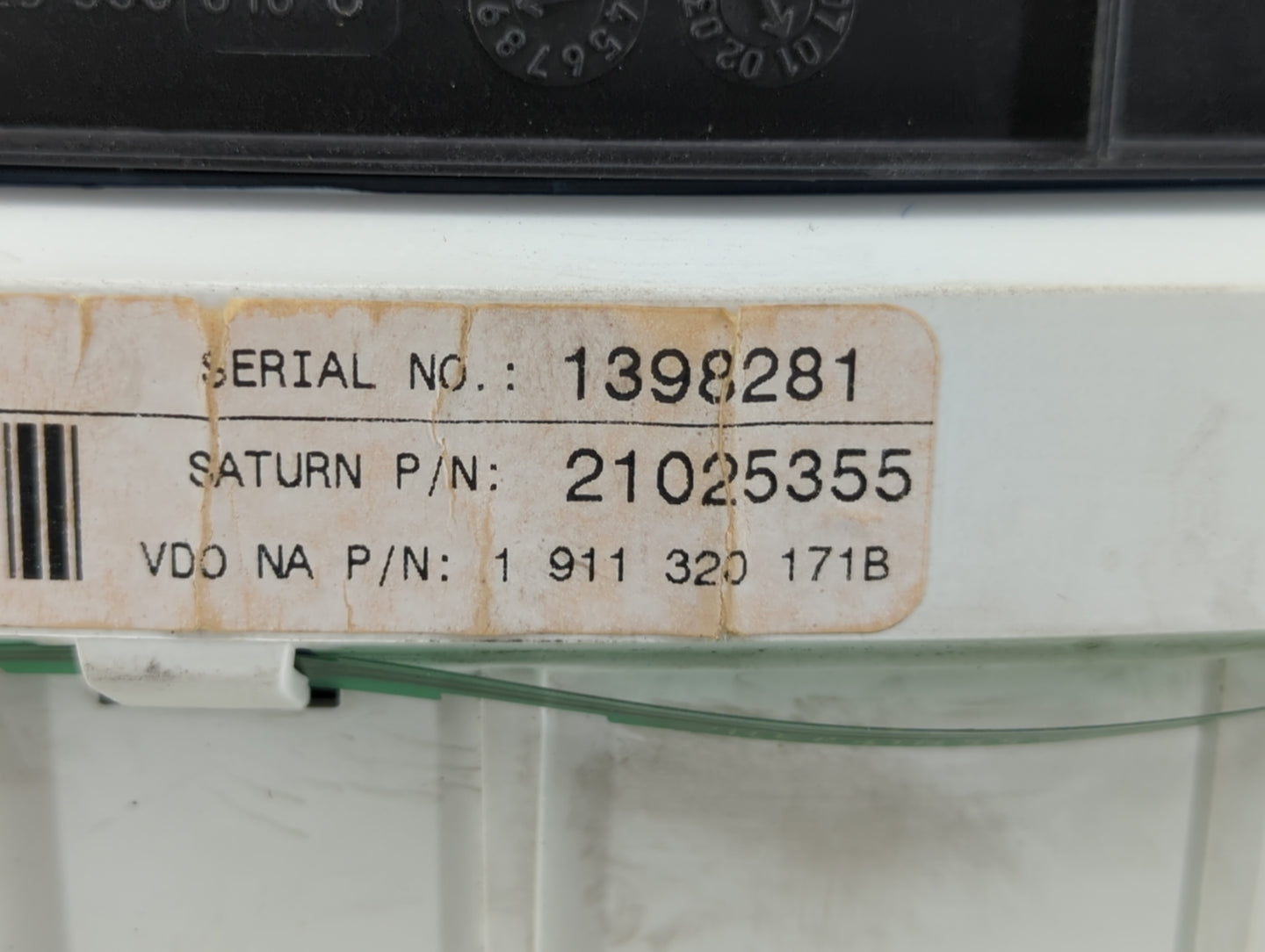 2002 Plymouth Satellite Instrument Cluster Speedometer Gauges P/N:21025355 Fits OEM Used Auto Parts - Oemusedautoparts1.com