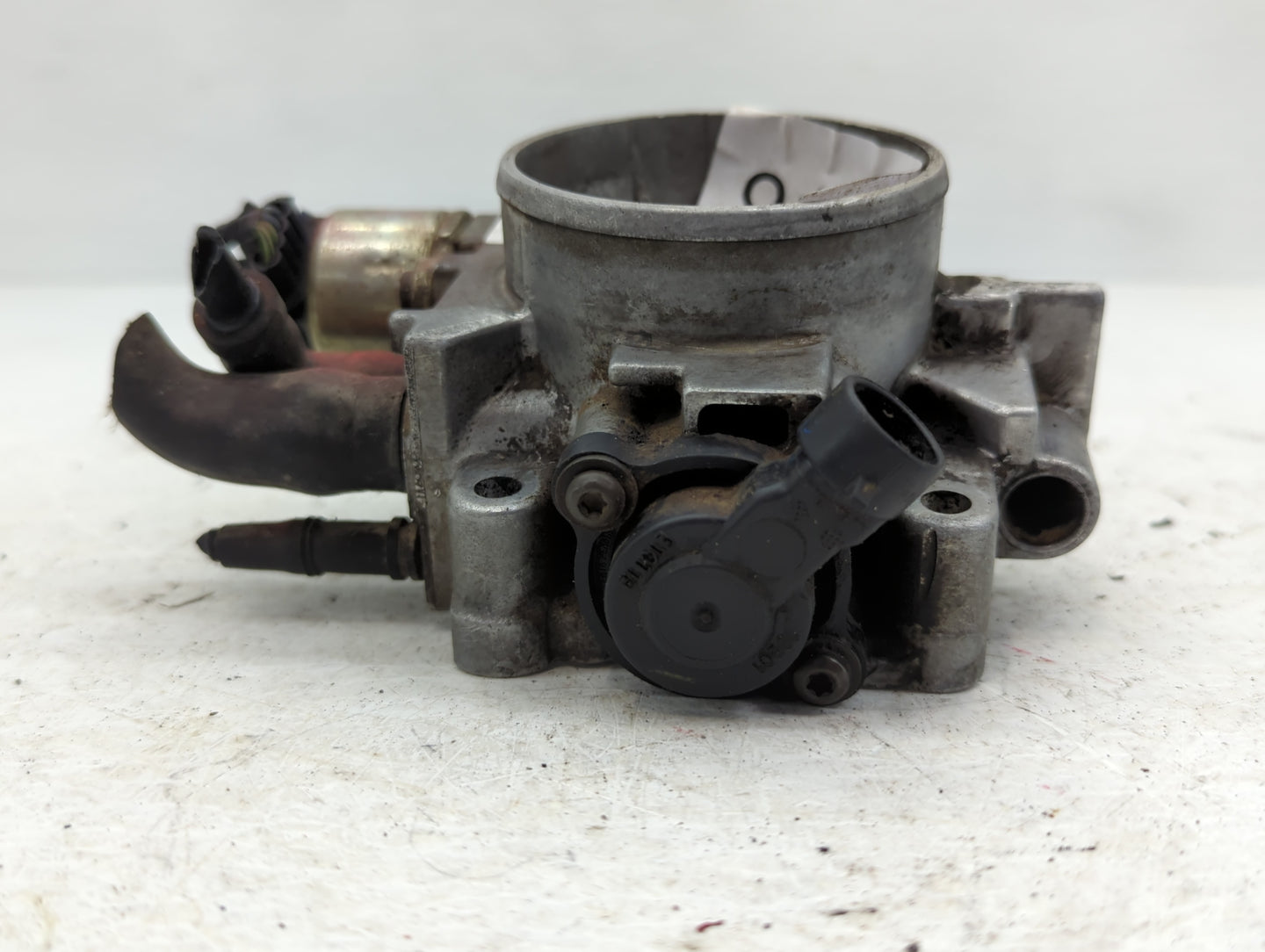 2002 Plymouth Satellite Throttle Body P/N:114121 Fits OEM Used Auto Parts - Oemusedautoparts1.com
