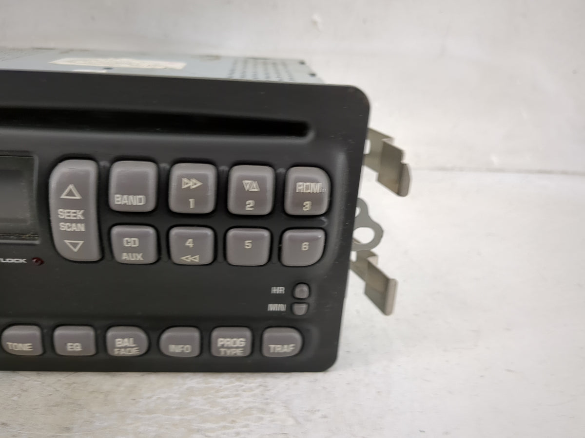 2000-2002 Pontiac Bonneville Radio AM FM Cd Player Receiver Replacement P/N:25752756 Fits Fits 2000 2001 2002 OEM Used Auto 