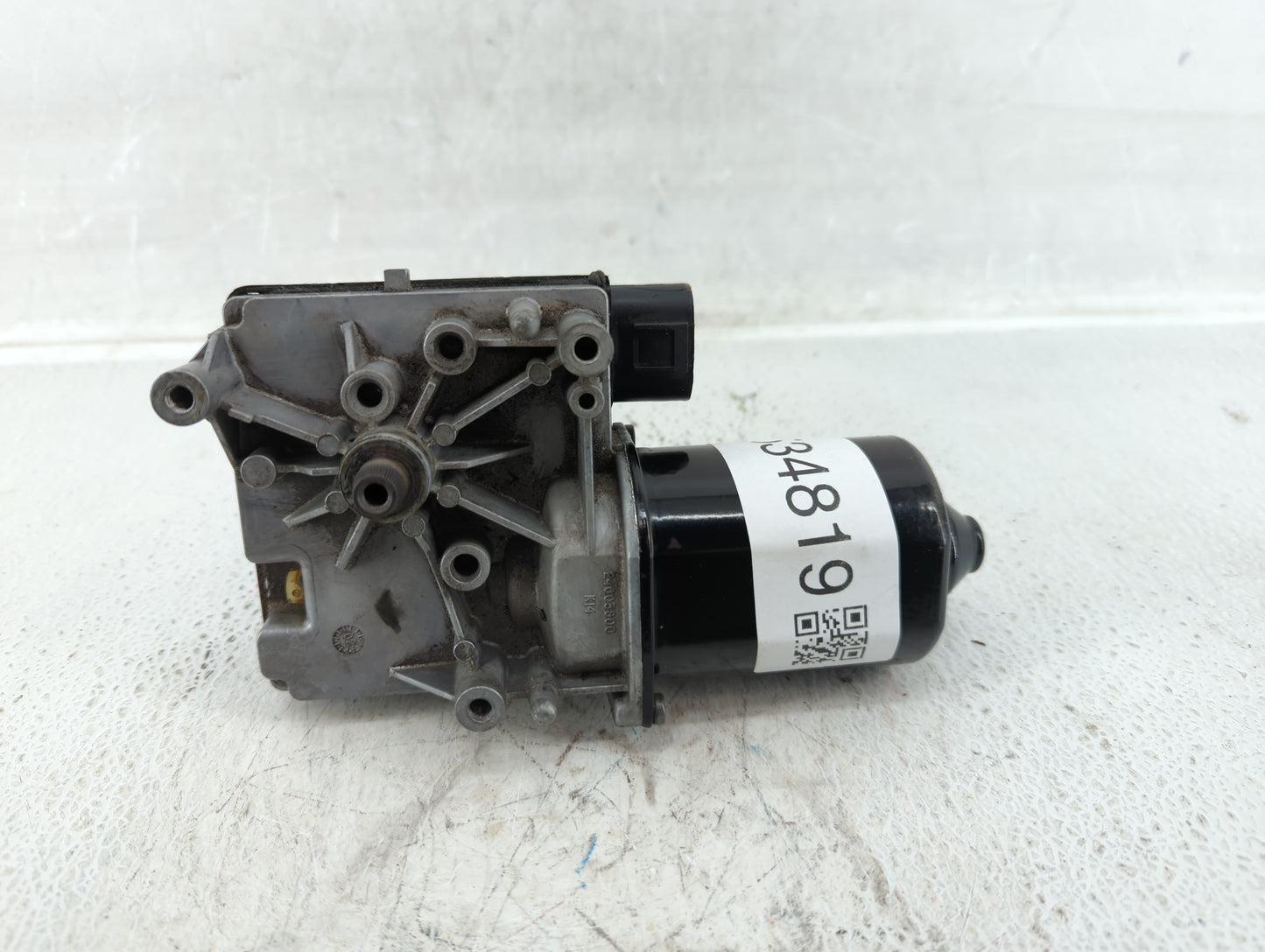 2000-2002 Pontiac Firebird Front Windshield Wiper Motor P/N:10440412 Fits Fits 2000 2001 2002 OEM Used Auto Parts - Oemuseda