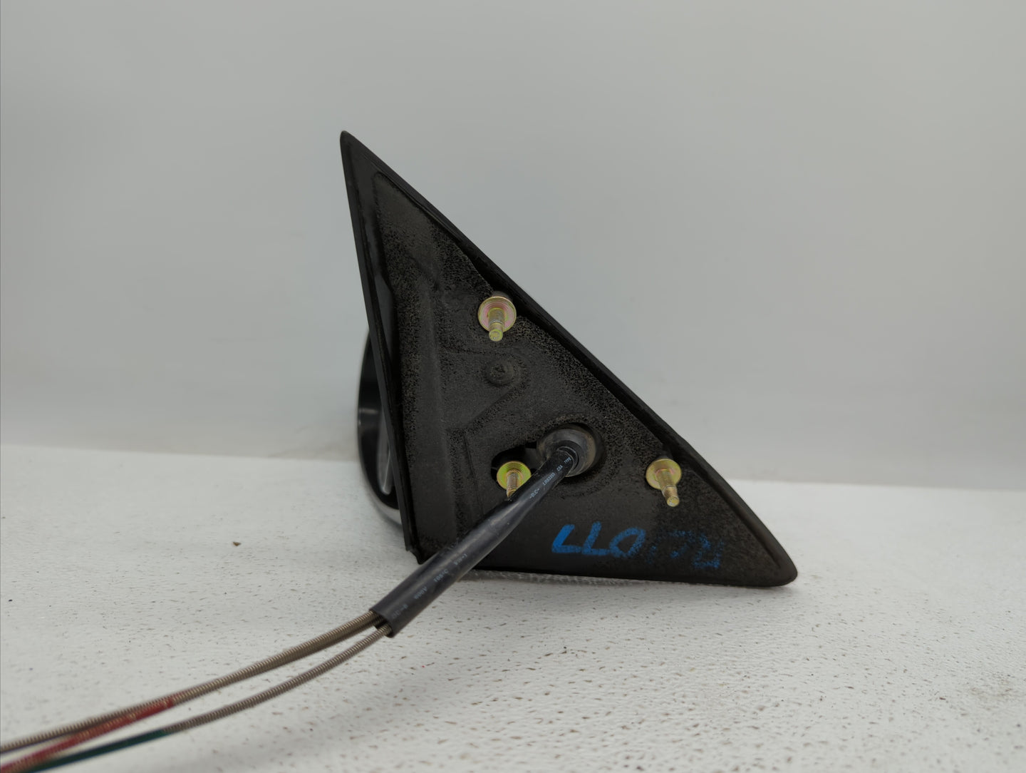 2002 Pontiac Grand Am Driver Side View Mirror - Left Door Mirror OEM Used - Oemusedautoparts1.com