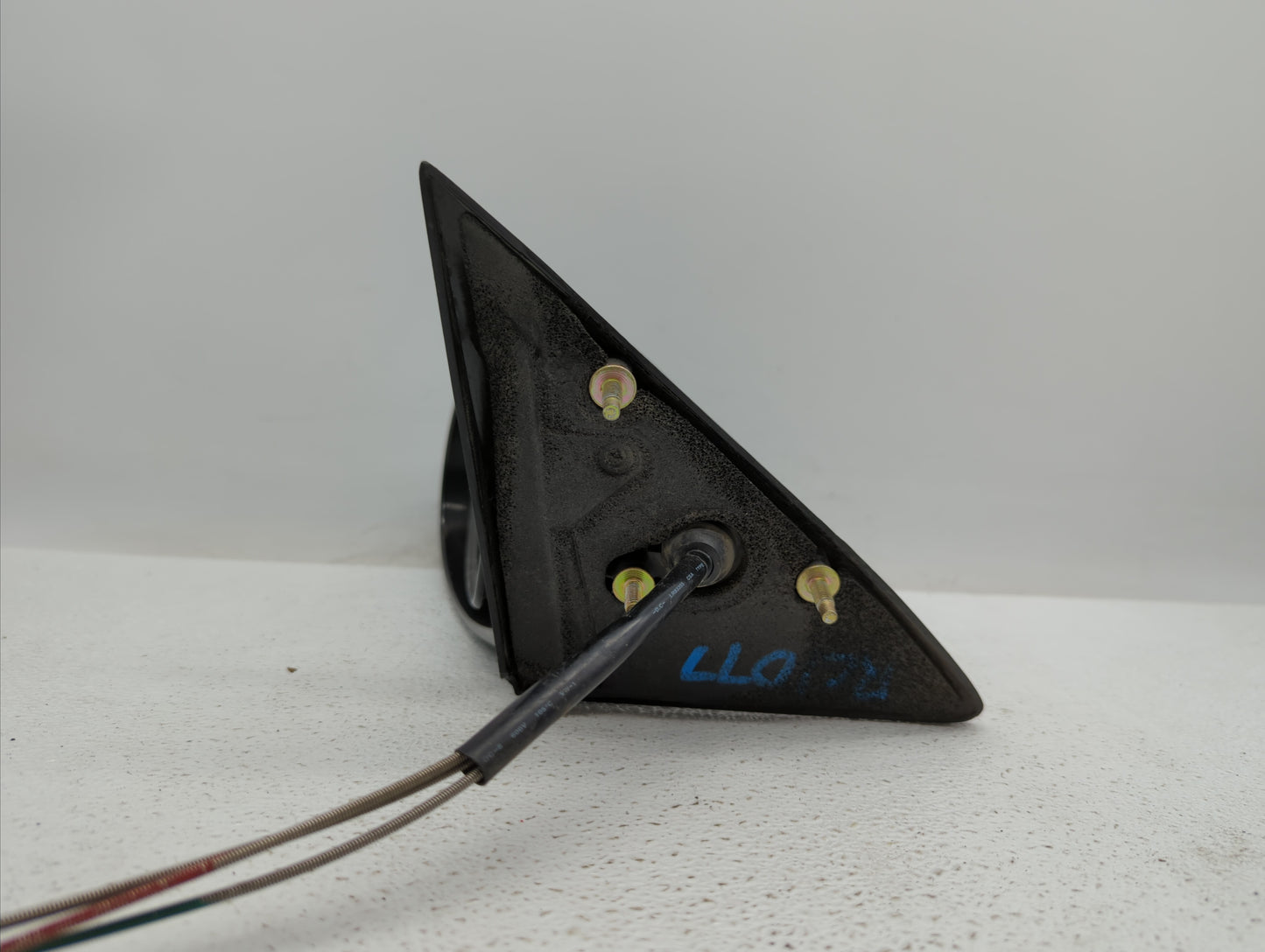 2002 Pontiac Grand Am Driver Side View Mirror - Left Door Mirror OEM Used - Oemusedautoparts1.com