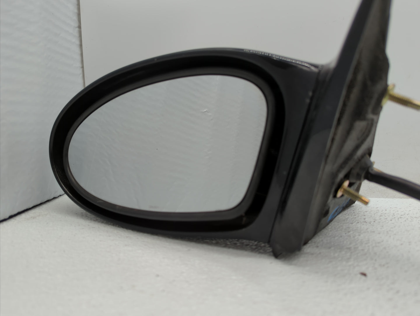 2002 Pontiac Grand Am Driver Side View Mirror - Left Door Mirror OEM Used - Oemusedautoparts1.com