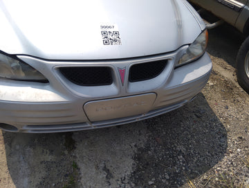 1999-2005 Pontiac Grand Am Front Grille Bumper Not Included 5033214 - Oemusedautoparts1.com