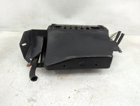 2002-2003 Pontiac Grand Prix Fusebox Fuse Box Panel Relay Module P/N:15441920 15404332 Fits Fits 2002 2003 OEM Used Auto Par