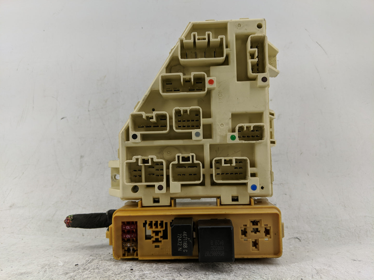 2002 Ram 2500 Fusebox Fuse Box Panel Relay Module Fits Fits 2000 2001 OEM Used Auto Parts - Oemusedautoparts1.com