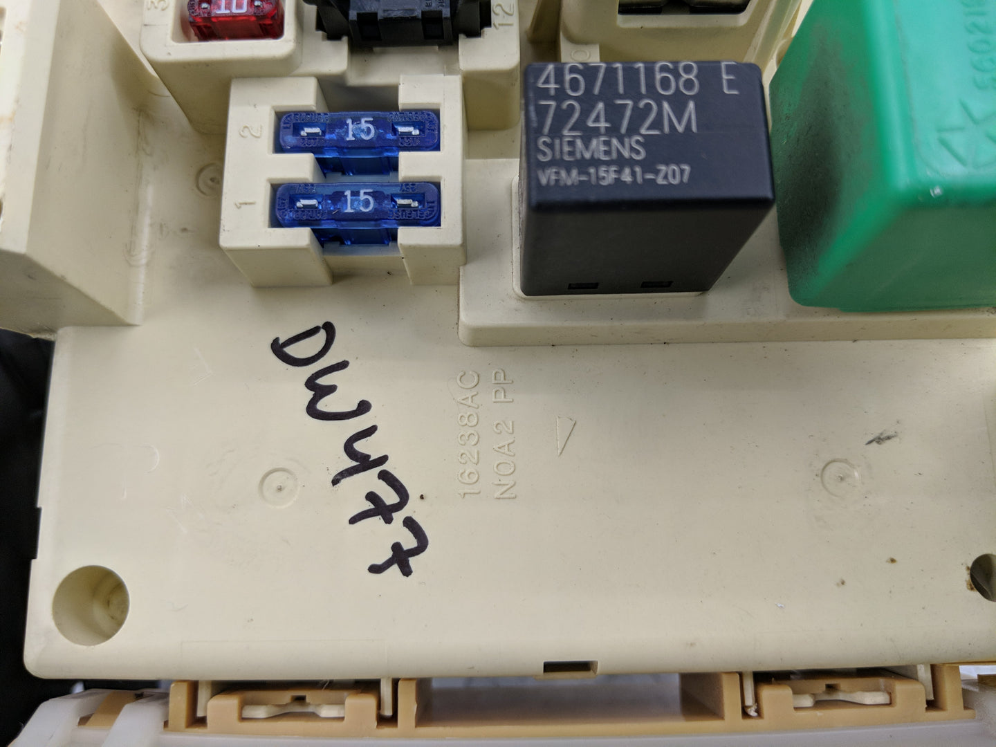 2002 Ram 2500 Fusebox Fuse Box Panel Relay Module Fits Fits 2000 2001 OEM Used Auto Parts - Oemusedautoparts1.com