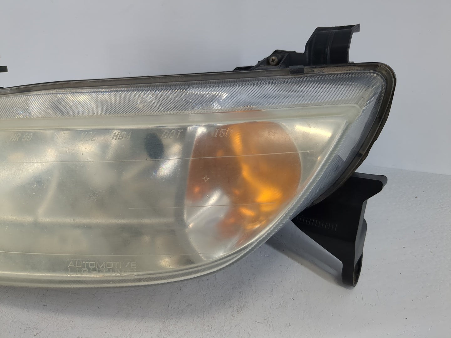 2001-2002 Saturn L100 Driver Left Oem Head Light Headlight Lamp - Oemusedautoparts1.com