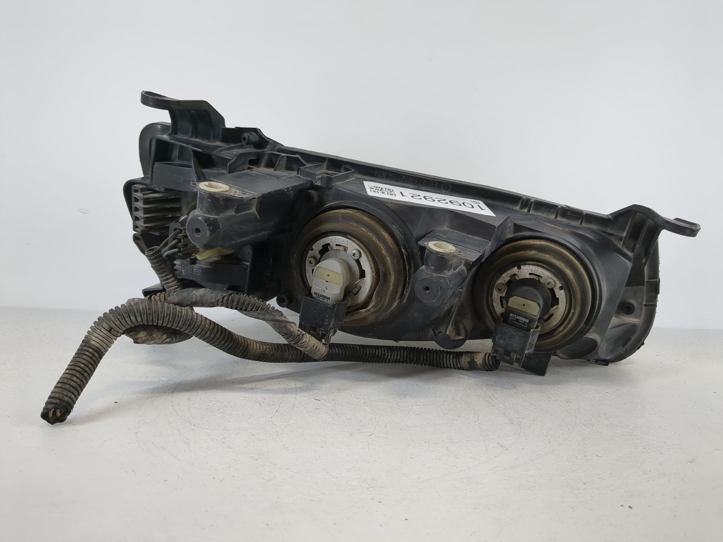 2001-2002 Saturn L100 Driver Left Oem Head Light Headlight Lamp - Oemusedautoparts1.com