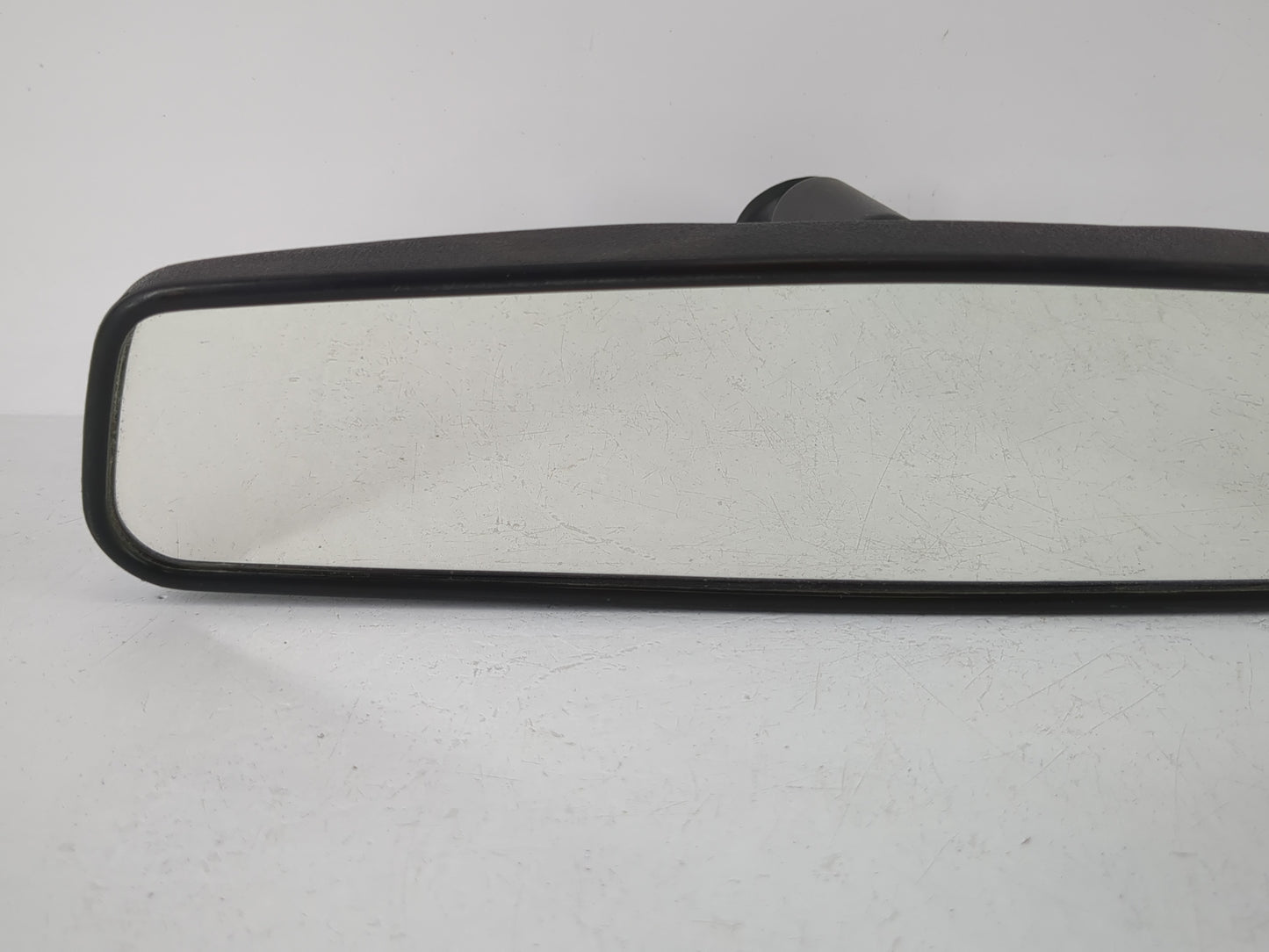 2002 Saturn L100 Interior Rear View Mirror Replacement OEM P/N:E8011083 Fits OEM Used Auto Parts - Oemusedautoparts1.com