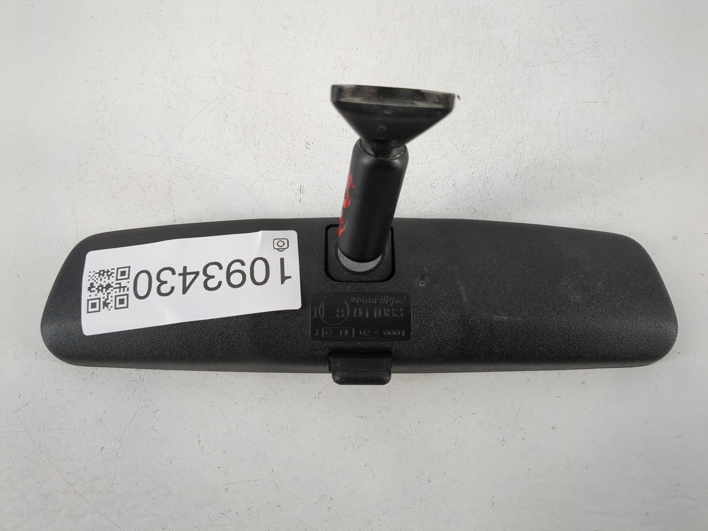 2002 Saturn L100 Interior Rear View Mirror Replacement OEM P/N:E8011083 Fits OEM Used Auto Parts - Oemusedautoparts1.com