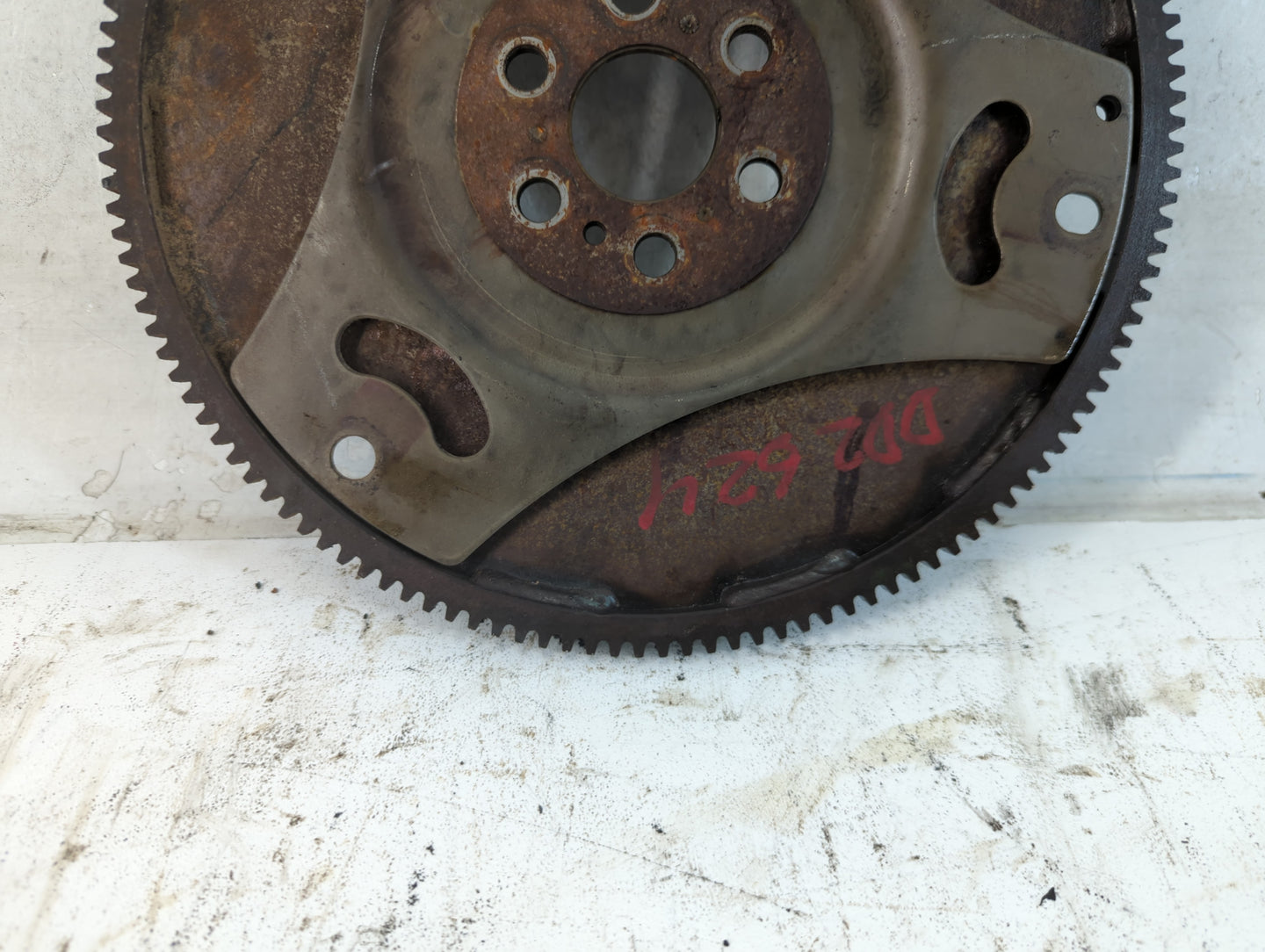 2001-2002 Saturn L100 Transmission Flywheel Flexplate Fits OEM Used Auto Parts - Oemusedautoparts1.com