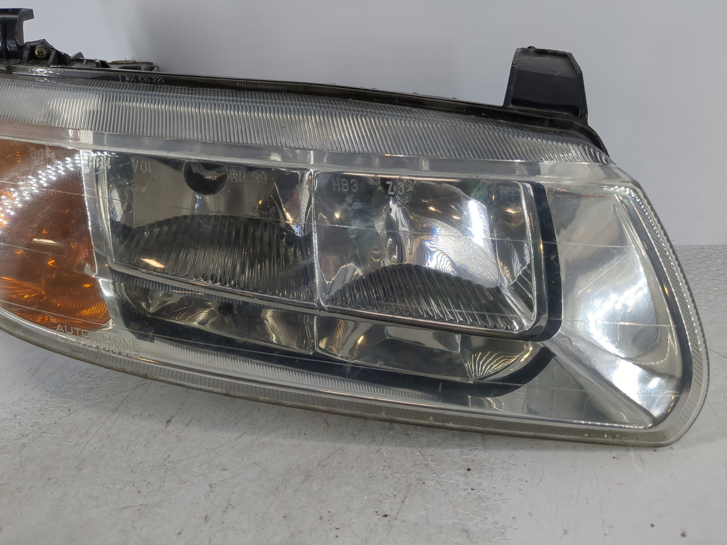 2000-2000 Saturn Ls Passenger Right Oem Head Light Headlight Lamp - Oemusedautoparts1.com