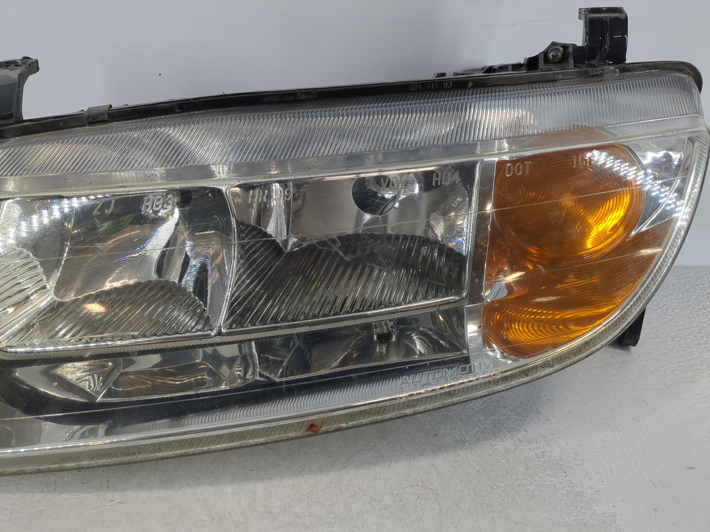 2000-2000 Saturn Ls Driver Left Oem Head Light Headlight Lamp - Oemusedautoparts1.com